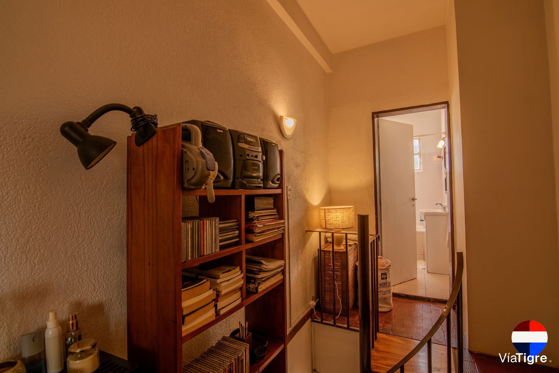 Venta Olivos 2 Casas C/ Pileta, Garaje + Local
