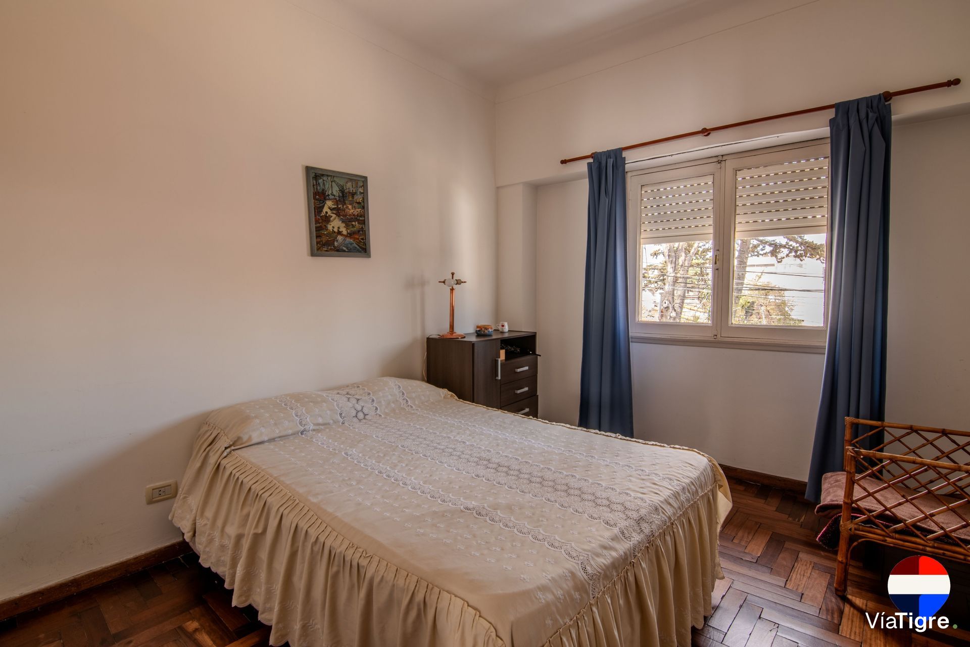 Venta Olivos 2 Casas C/ Pileta, Garaje + Local