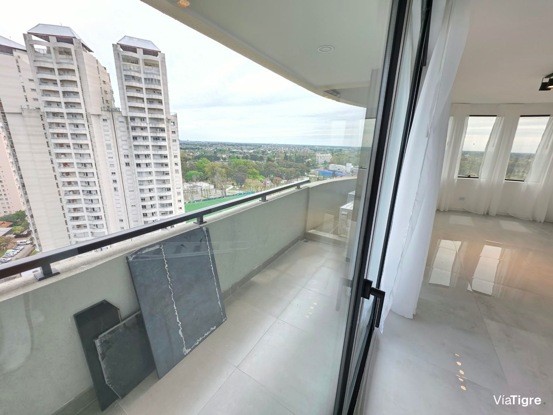 Alquiler dpto 3 amb Tigre, Brickell Boulevard coch