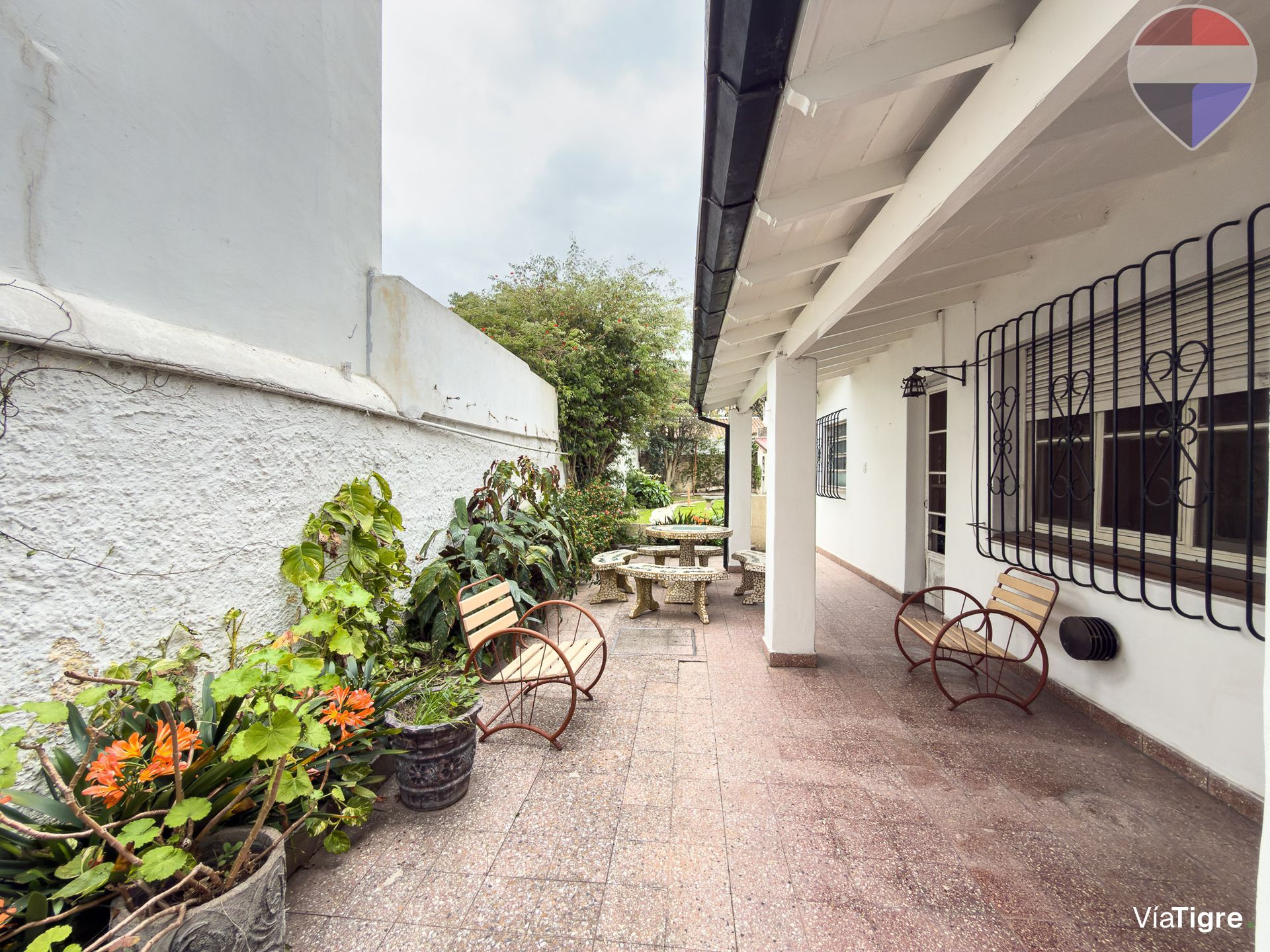 Venta Multifamiliar Casa+Patio+Consul+Depto