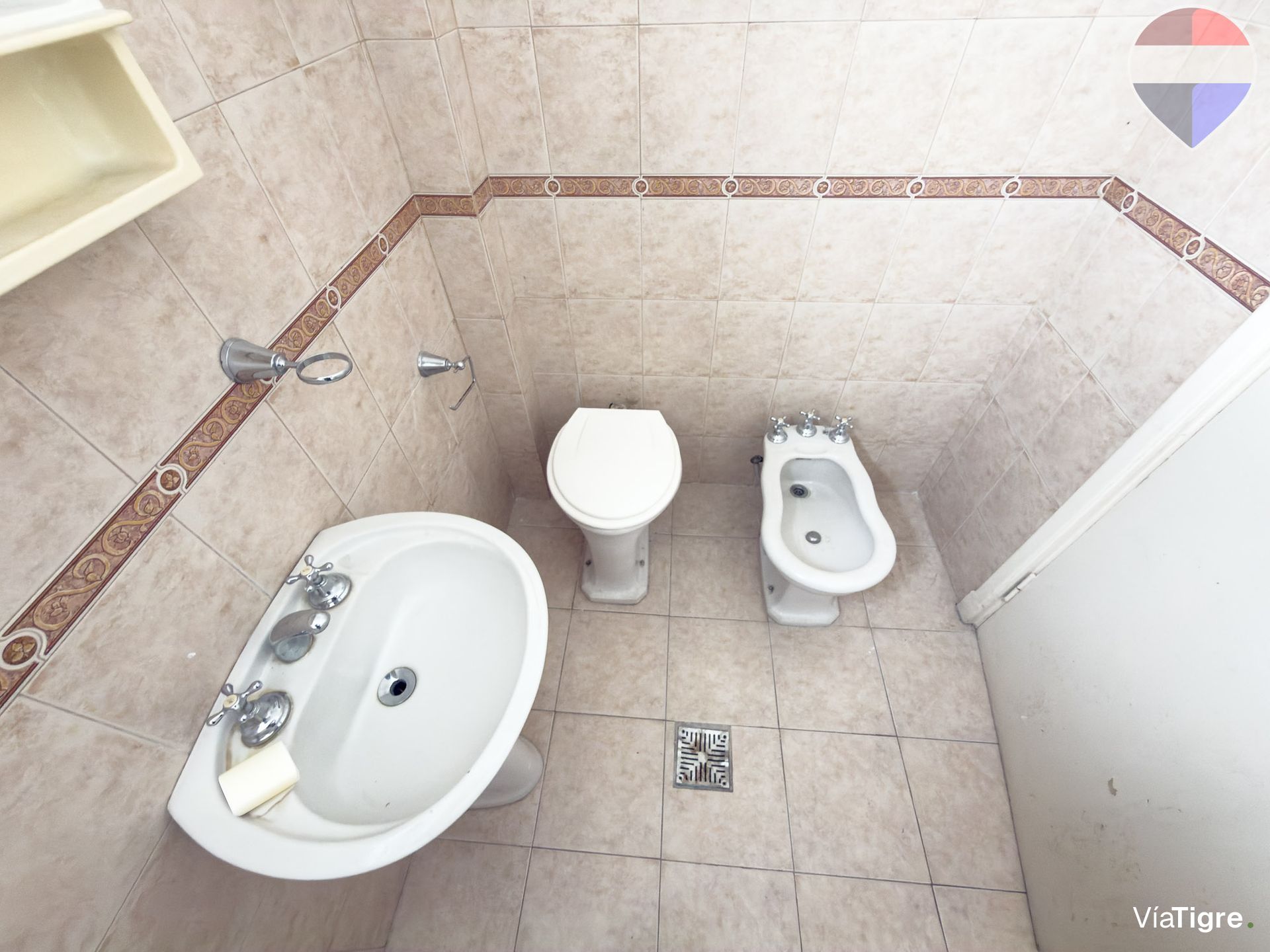 Venta Multifamiliar Casa+Patio+Consul+Depto