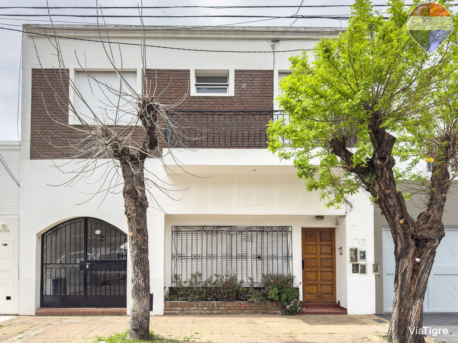 Venta Multifamiliar Casa+Patio+Consul+Depto
