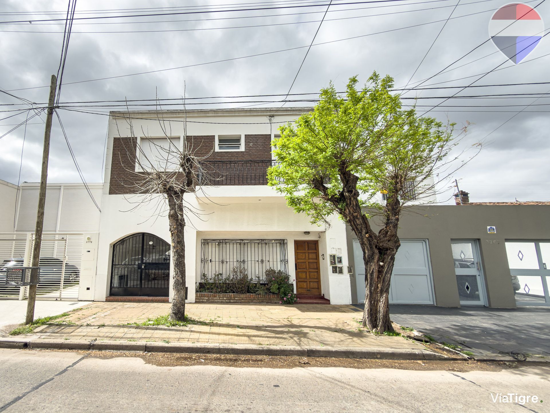 Venta Multifamiliar Casa+Patio+Consul+Depto