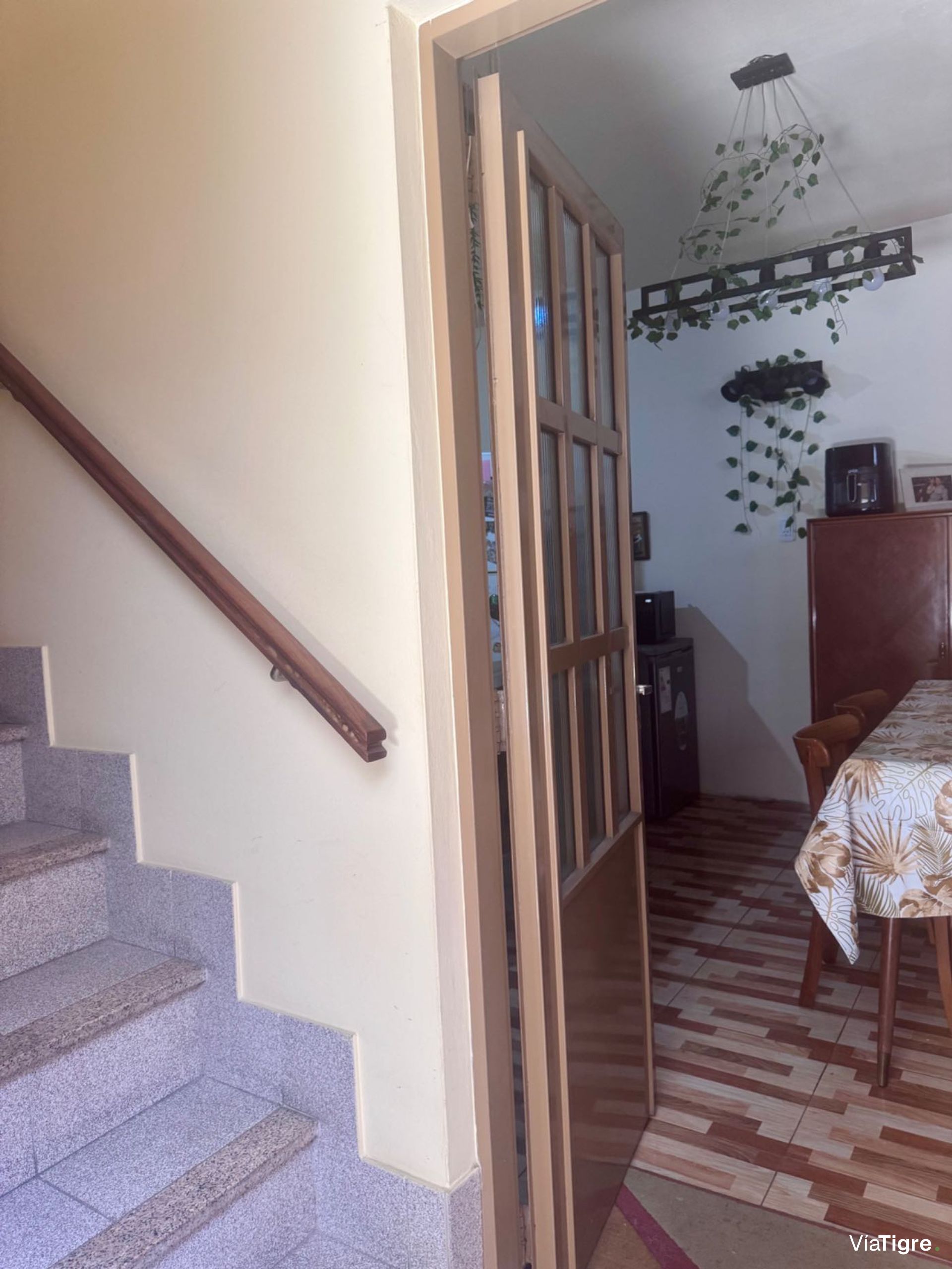 Venta PH con dos viviendas y patio - Beccar