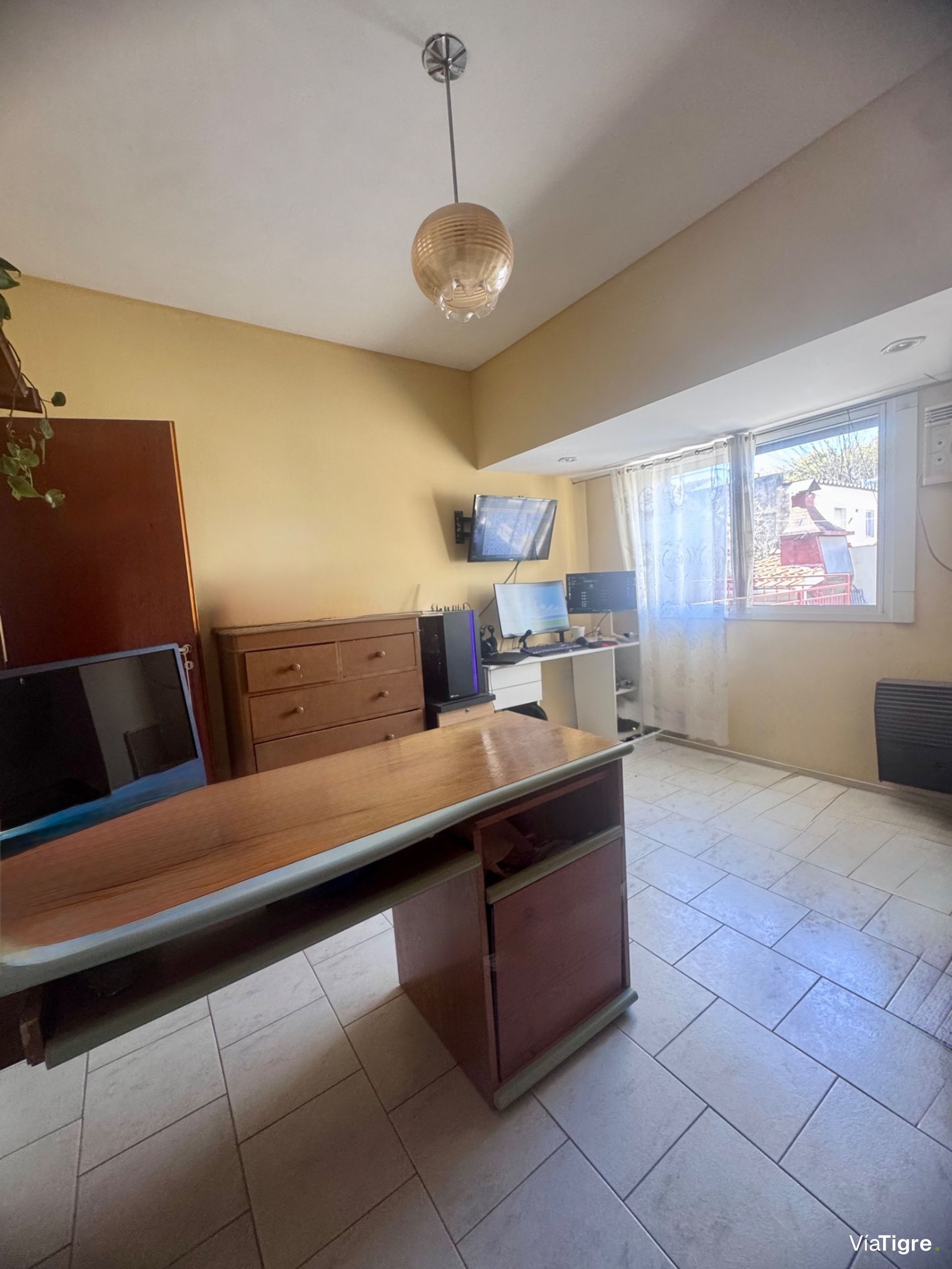Venta PH con dos viviendas y patio - Beccar