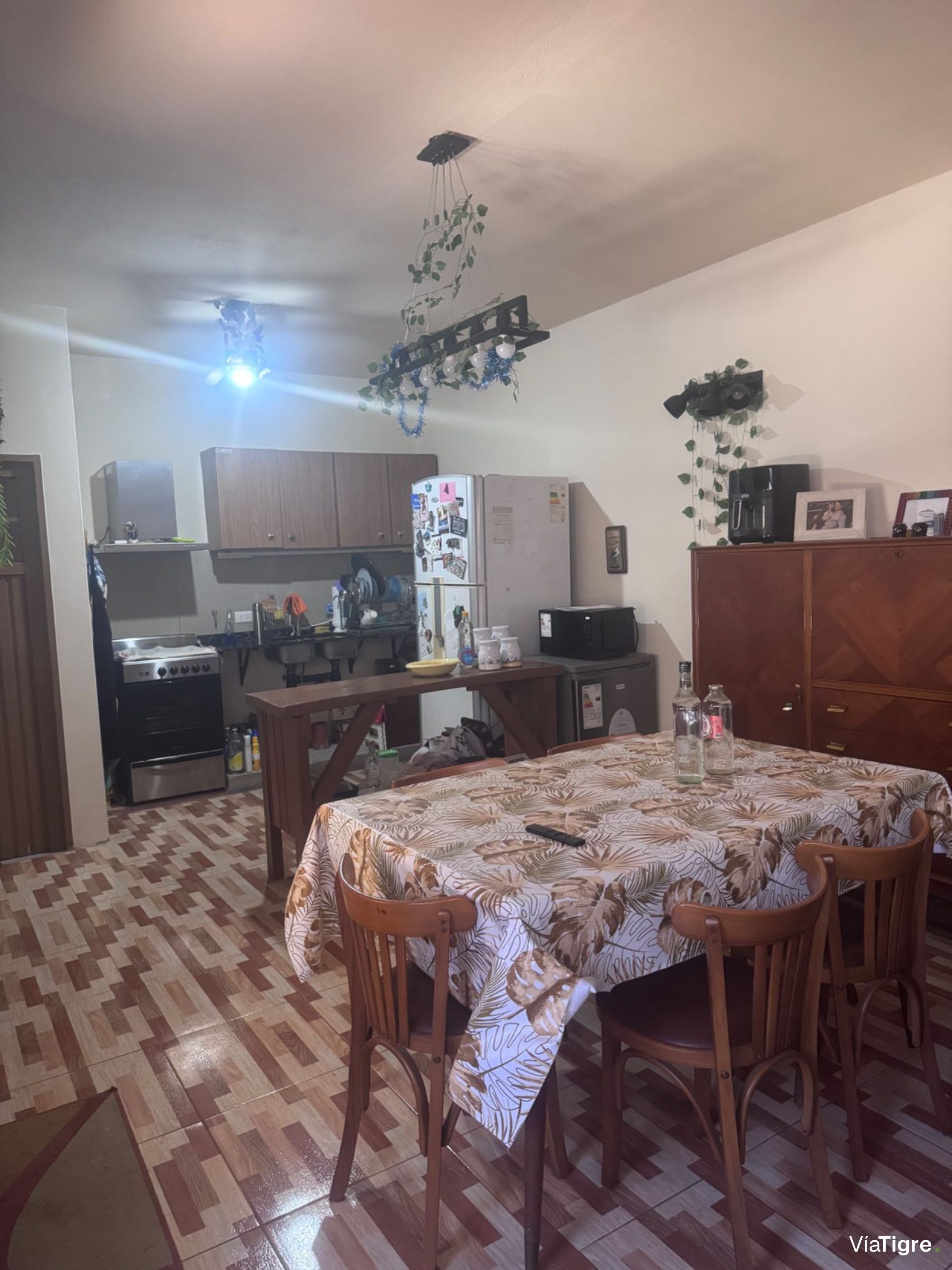 Venta PH con dos viviendas y patio - Beccar