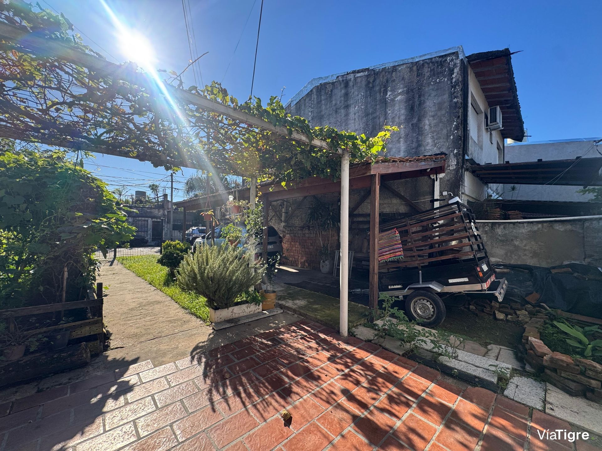 Casa En Venta/ 3 Amb/Cocheras/Jardin/San Fernando