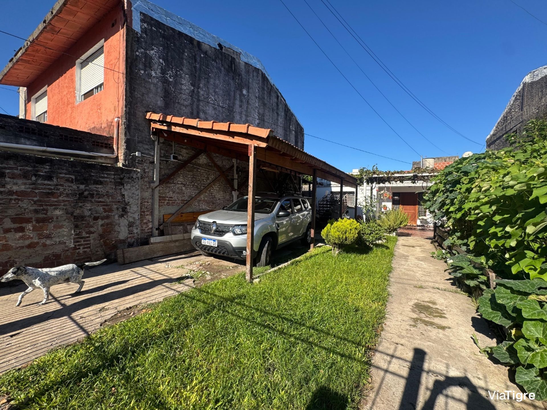 Casa En Venta/ 3 Amb/Cocheras/Jardin/San Fernando
