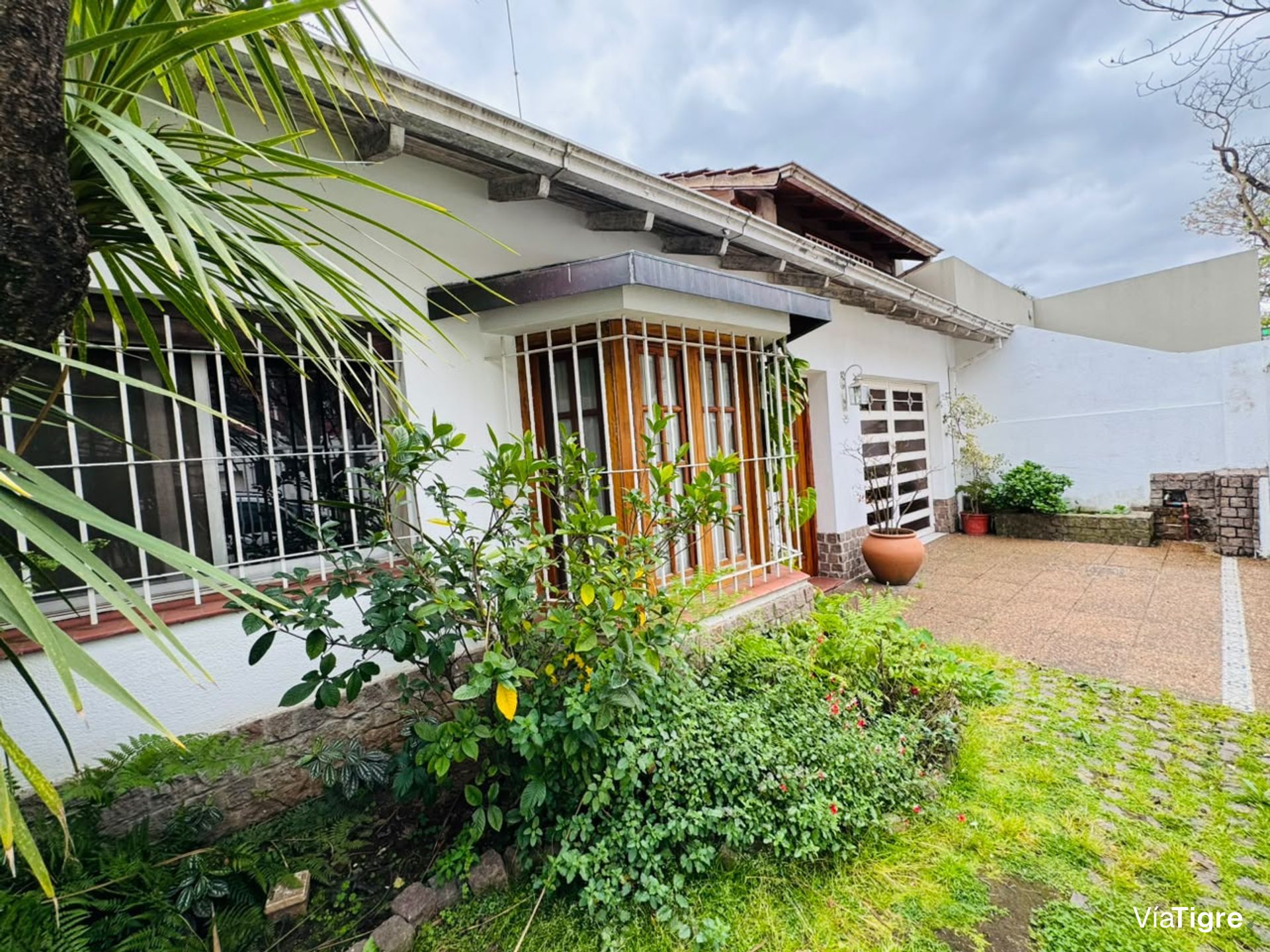 Casa En Venta/San Isidro/4 Amb/Jardín/Pileta