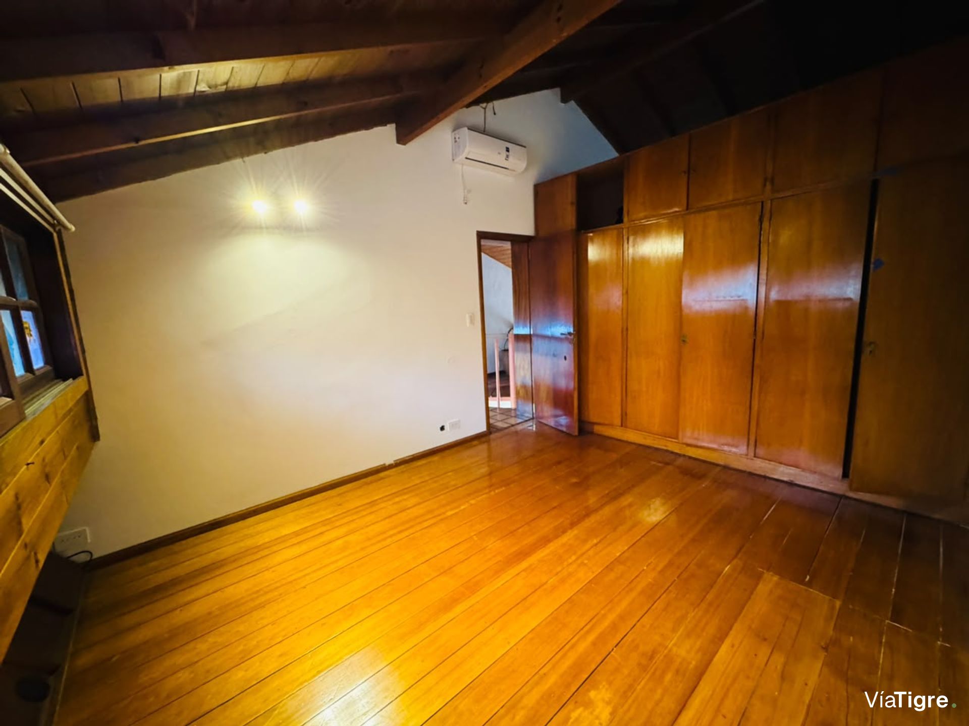 Casa En Venta/San Isidro/4 Amb/Jardín/Pileta