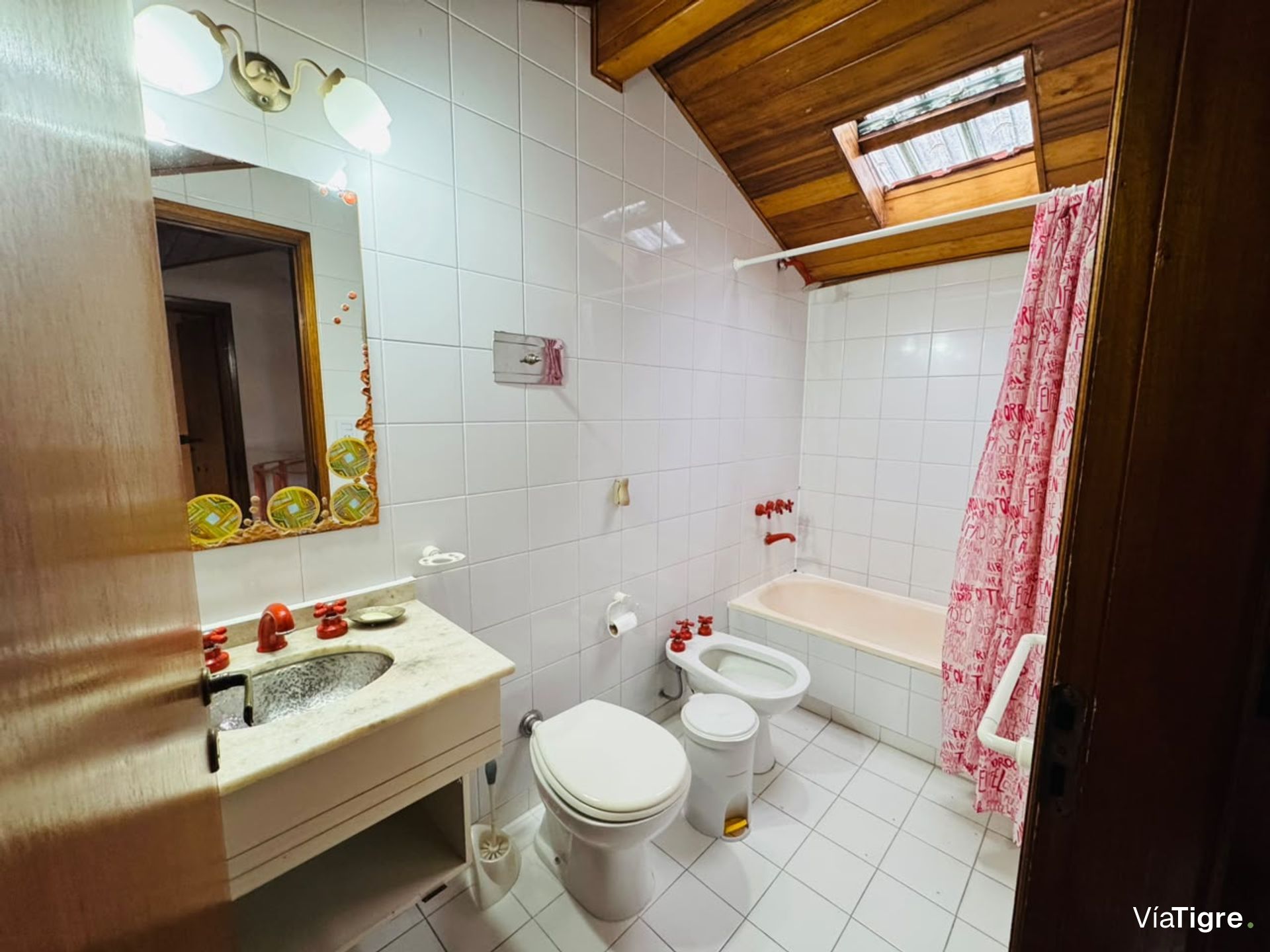 Casa En Venta/San Isidro/4 Amb/Jardín/Pileta