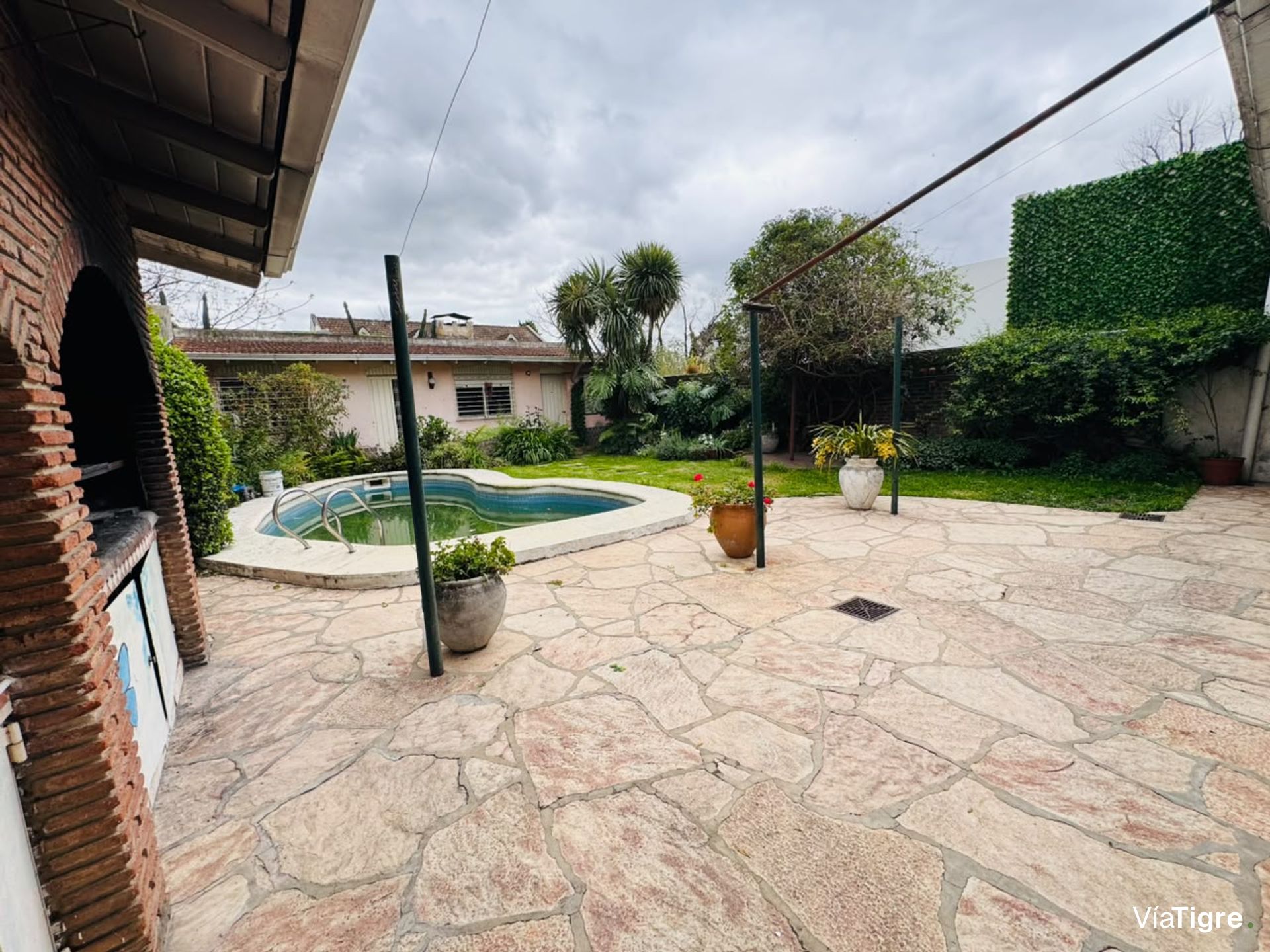 Casa En Venta/San Isidro/4 Amb/Jardín/Pileta
