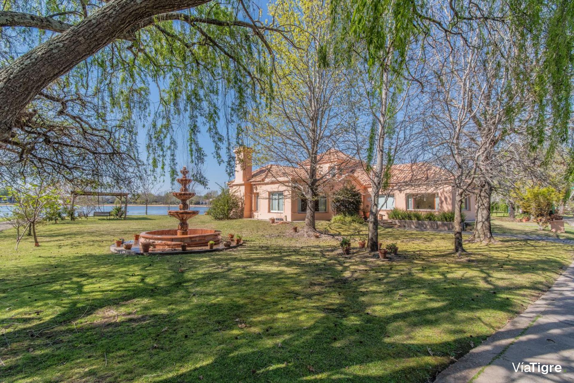 Casa 5 ambientes en venta en Isla del Este, Delta