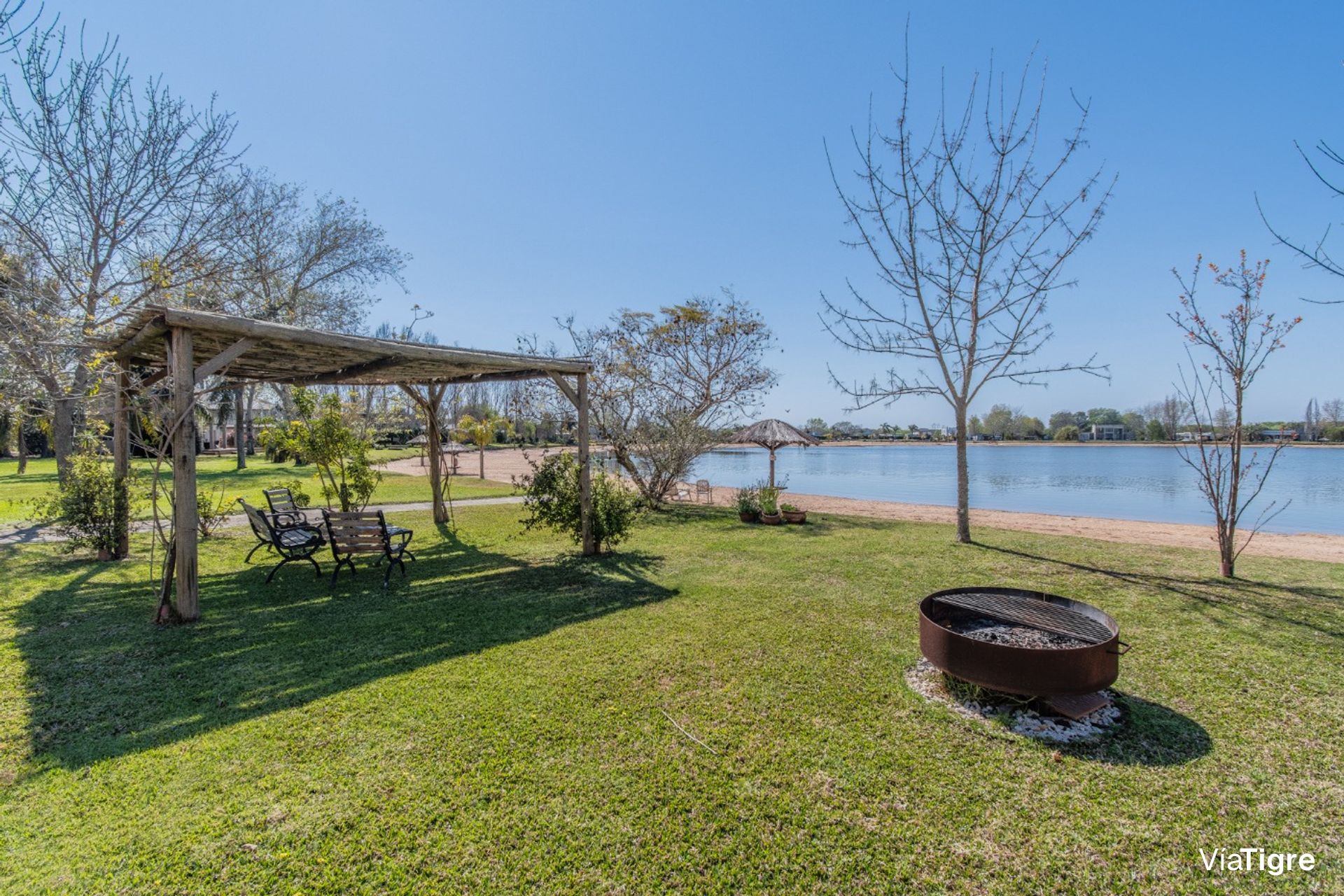 Casa 5 ambientes en venta en Isla del Este, Delta