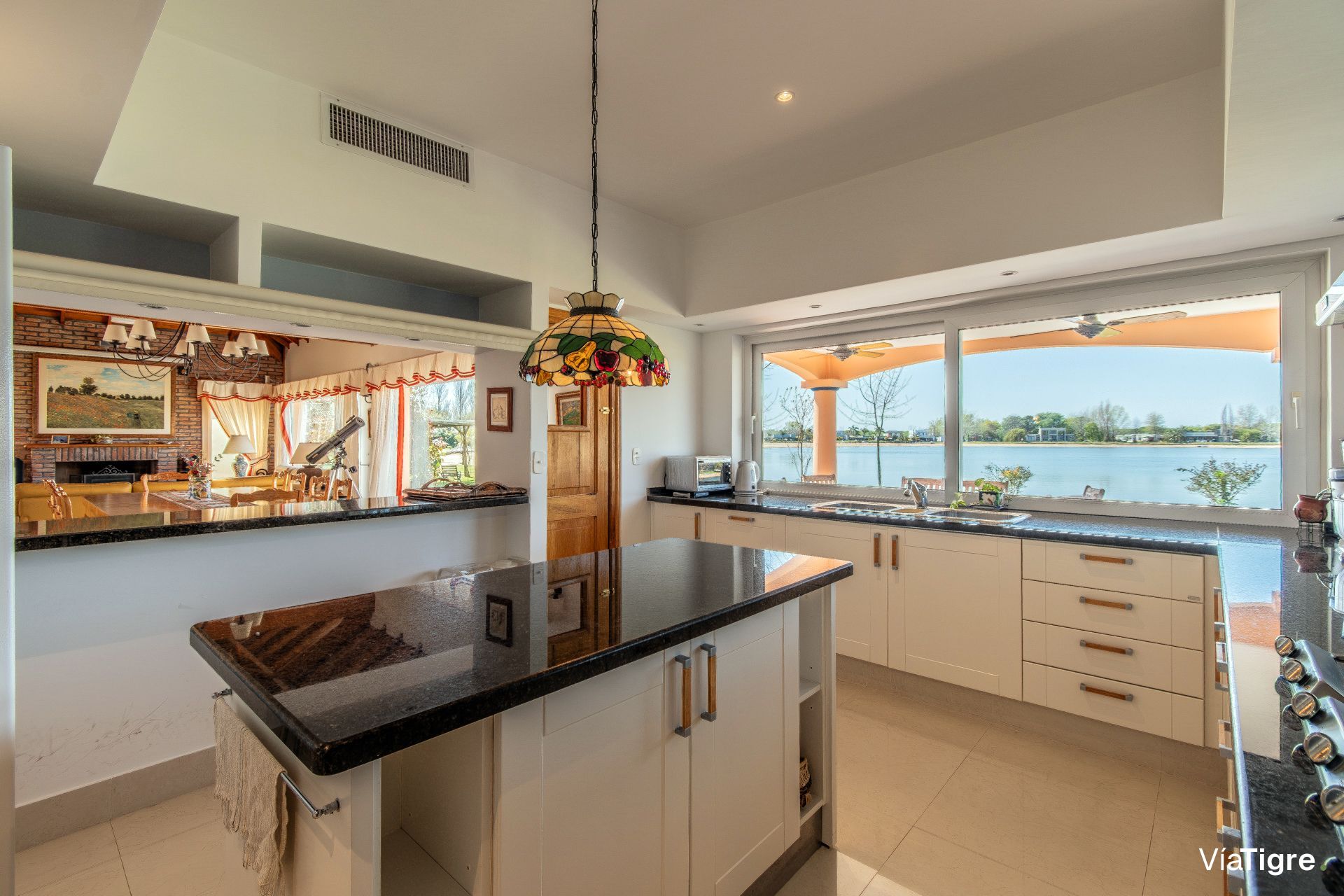 Casa 5 ambientes en venta en Isla del Este, Delta