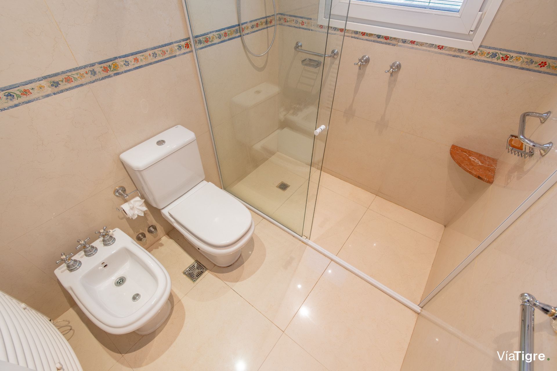 Casa 5 ambientes en venta en Isla del Este, Delta
