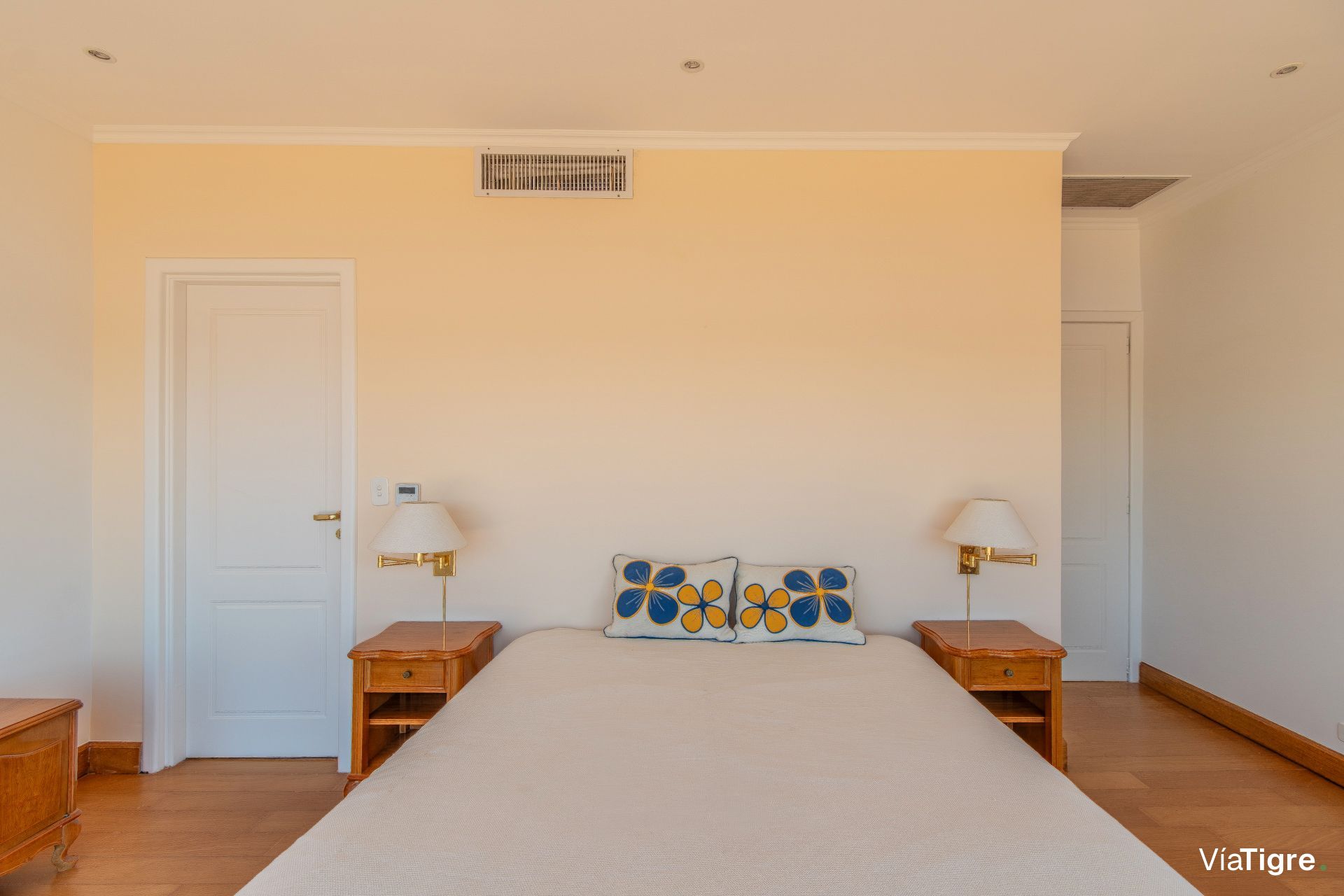 Casa 5 ambientes en venta en Isla del Este, Delta