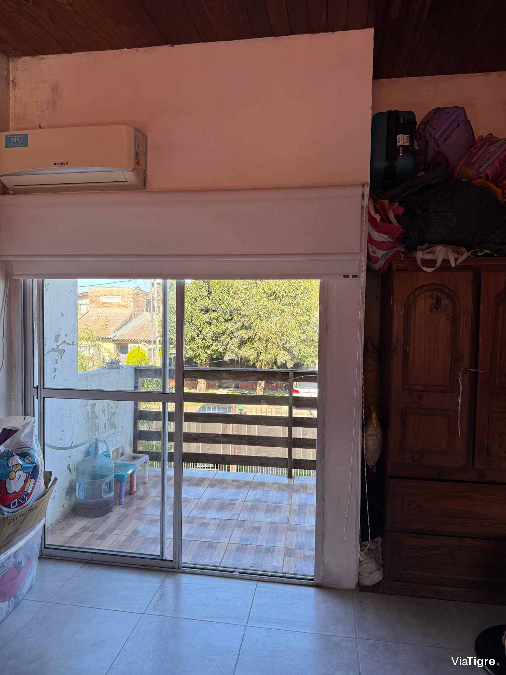 casa en venta en Benavidez con departamento