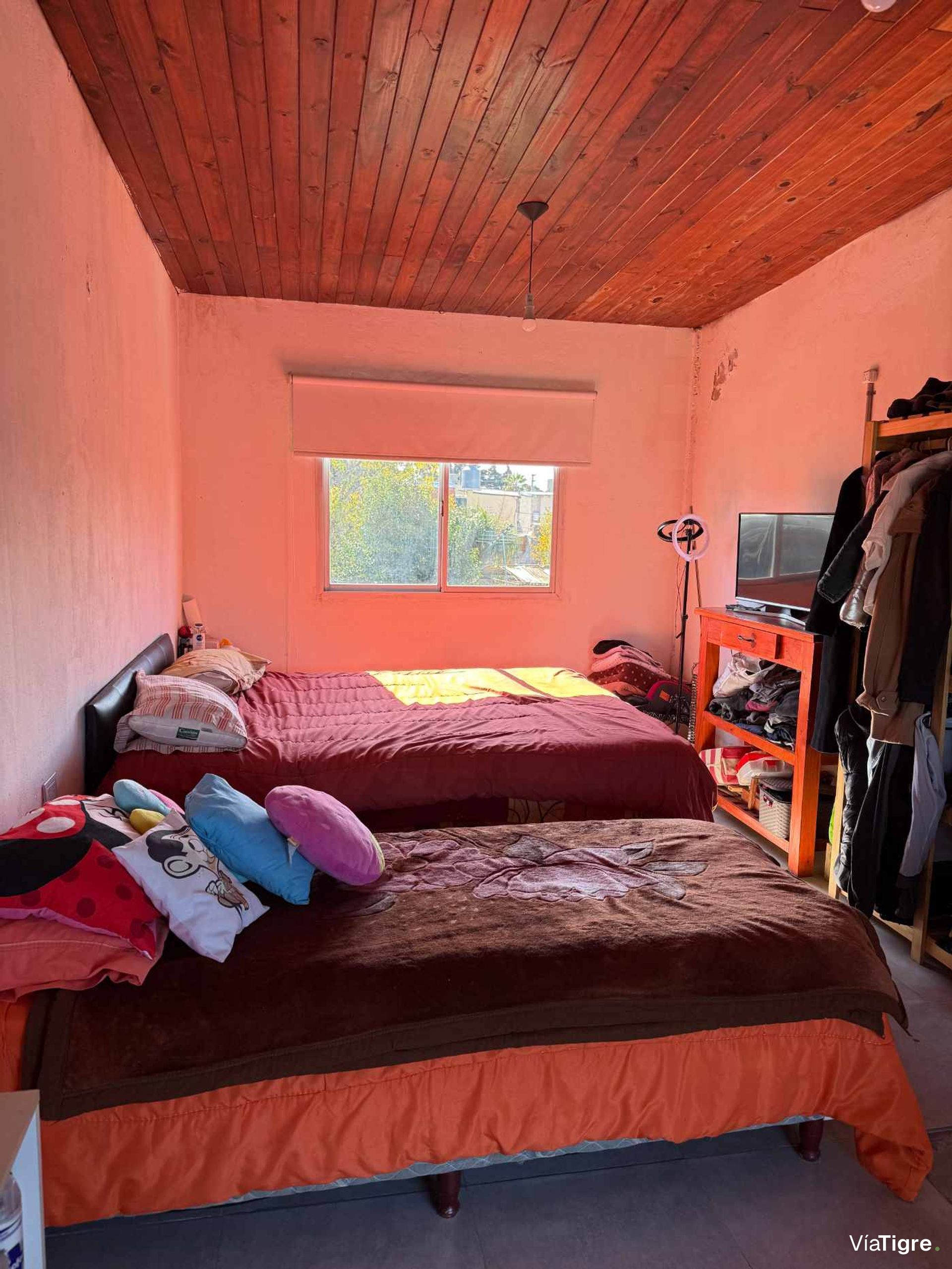 casa en venta en Benavidez con departamento