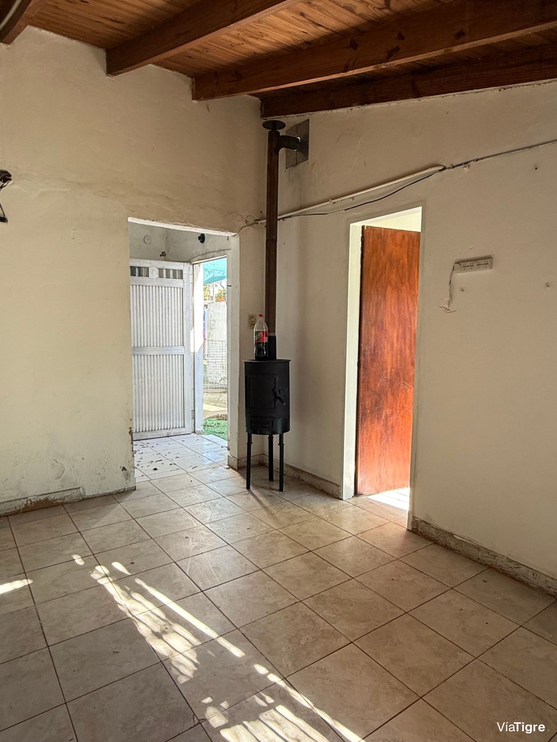 casa en venta en Benavidez con departamento