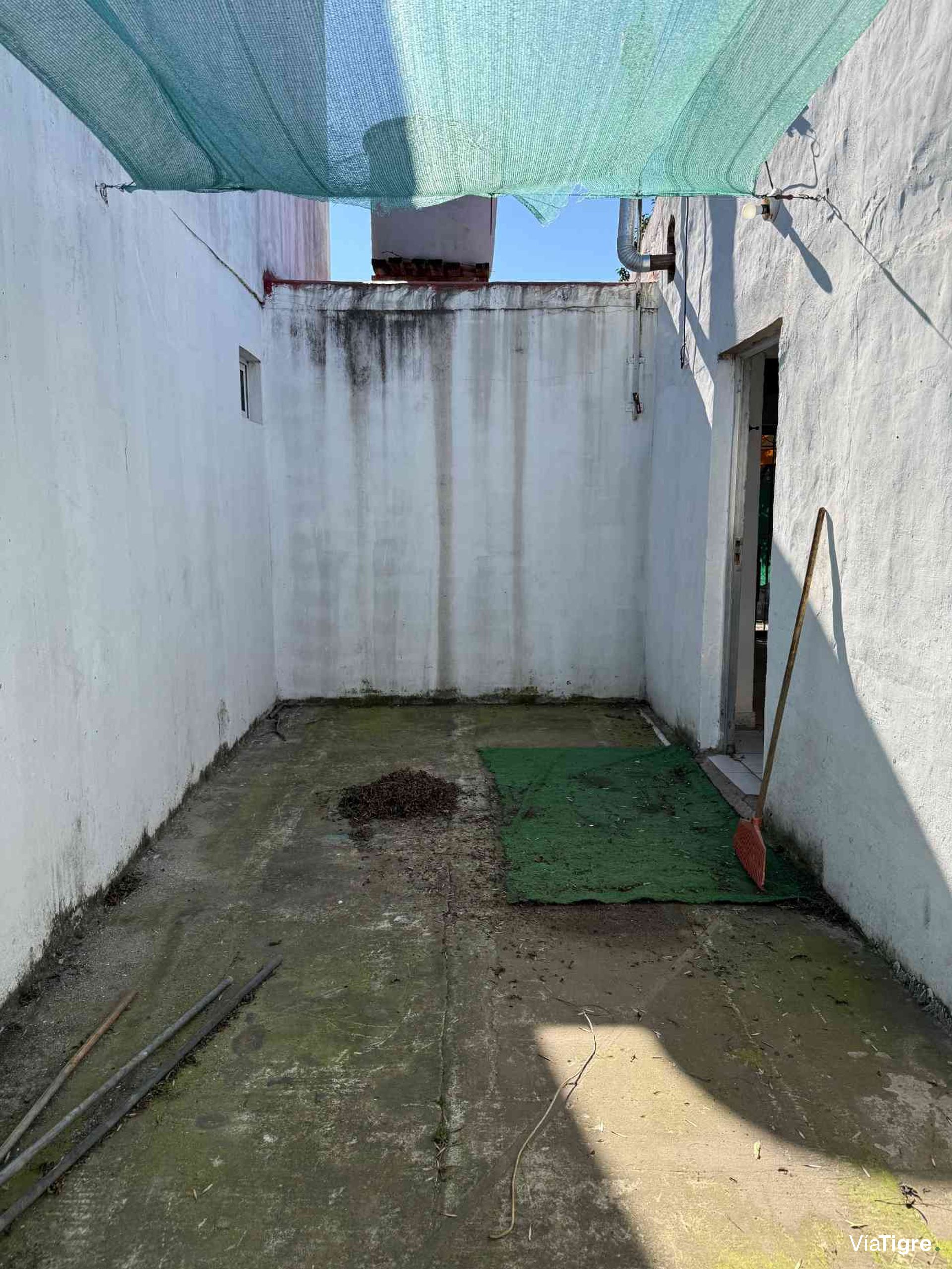 casa en venta en Benavidez con departamento