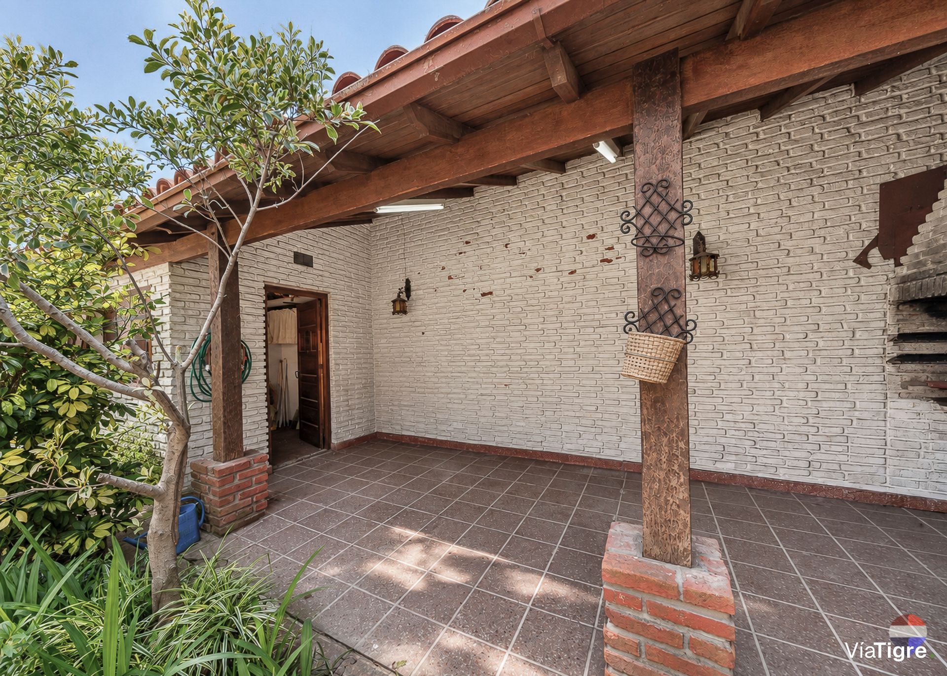 Chalet Olivos 4 dormitorios jardin y cochera