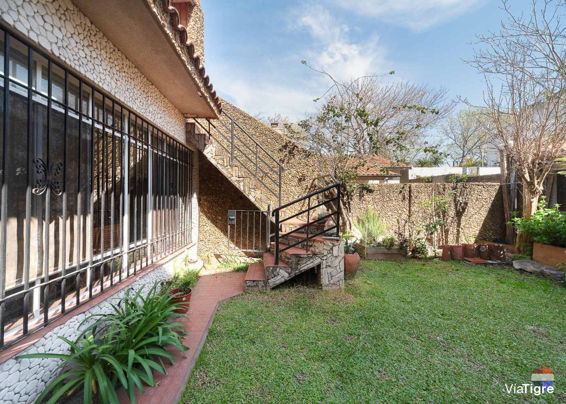 Chalet Olivos 4 dormitorios jardin y cochera