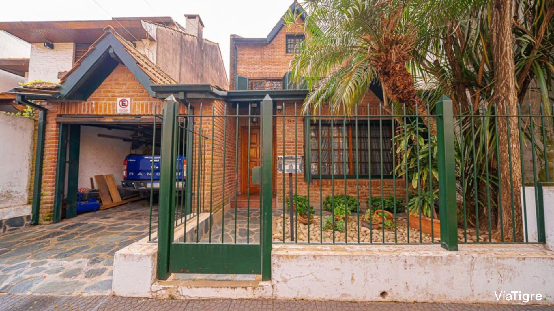 Casa En Venta En Olivos 5 Ambientes Pileta