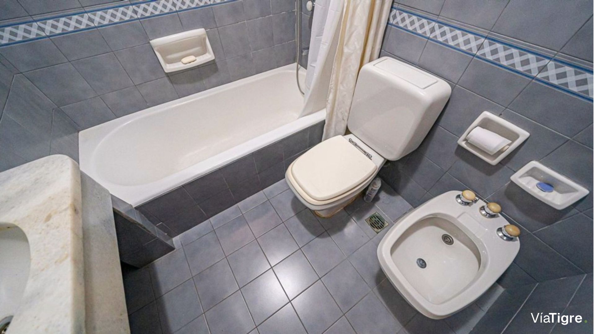Casa En Venta En Olivos 5 Ambientes Pileta