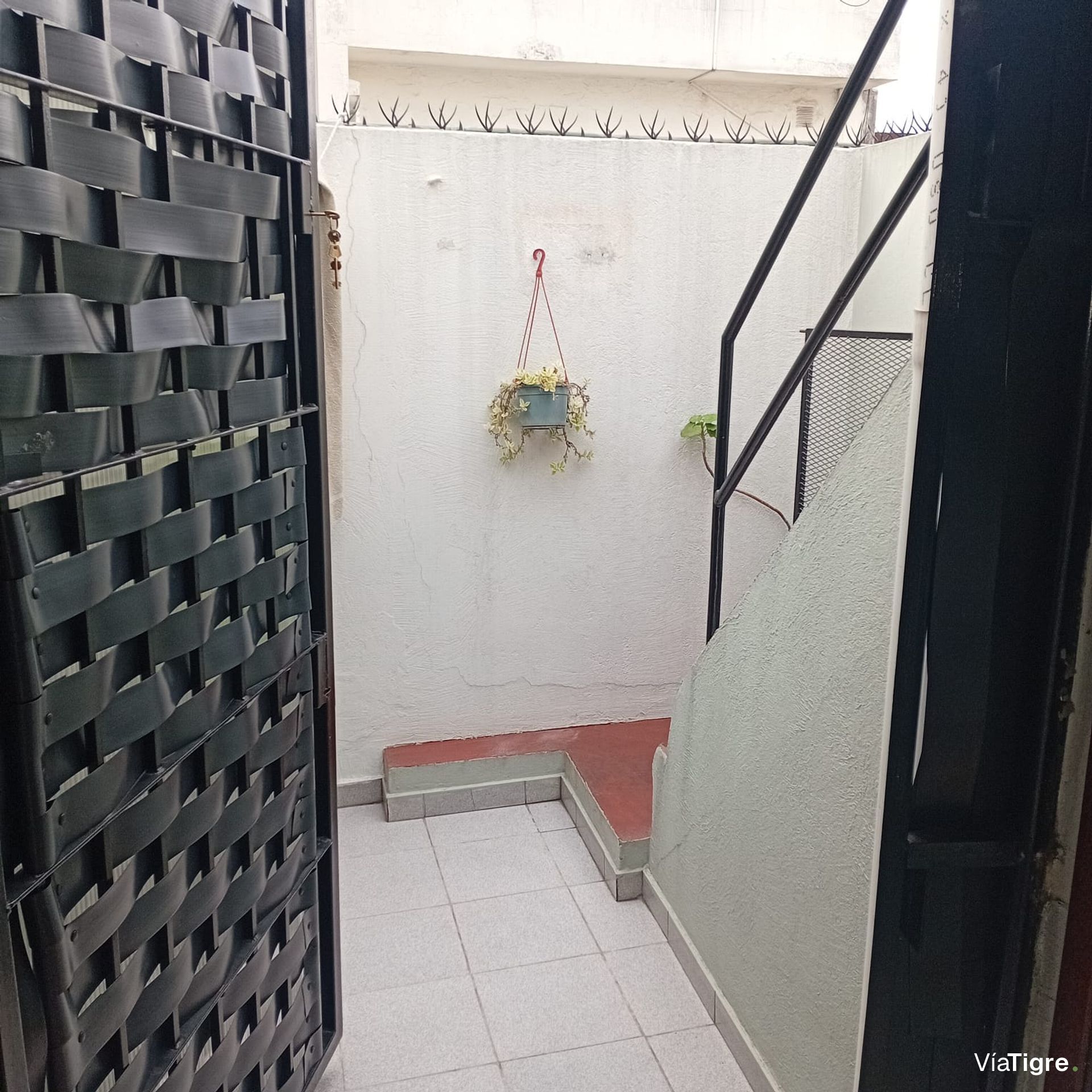 Ph En Venta En Munro Con Parrilla