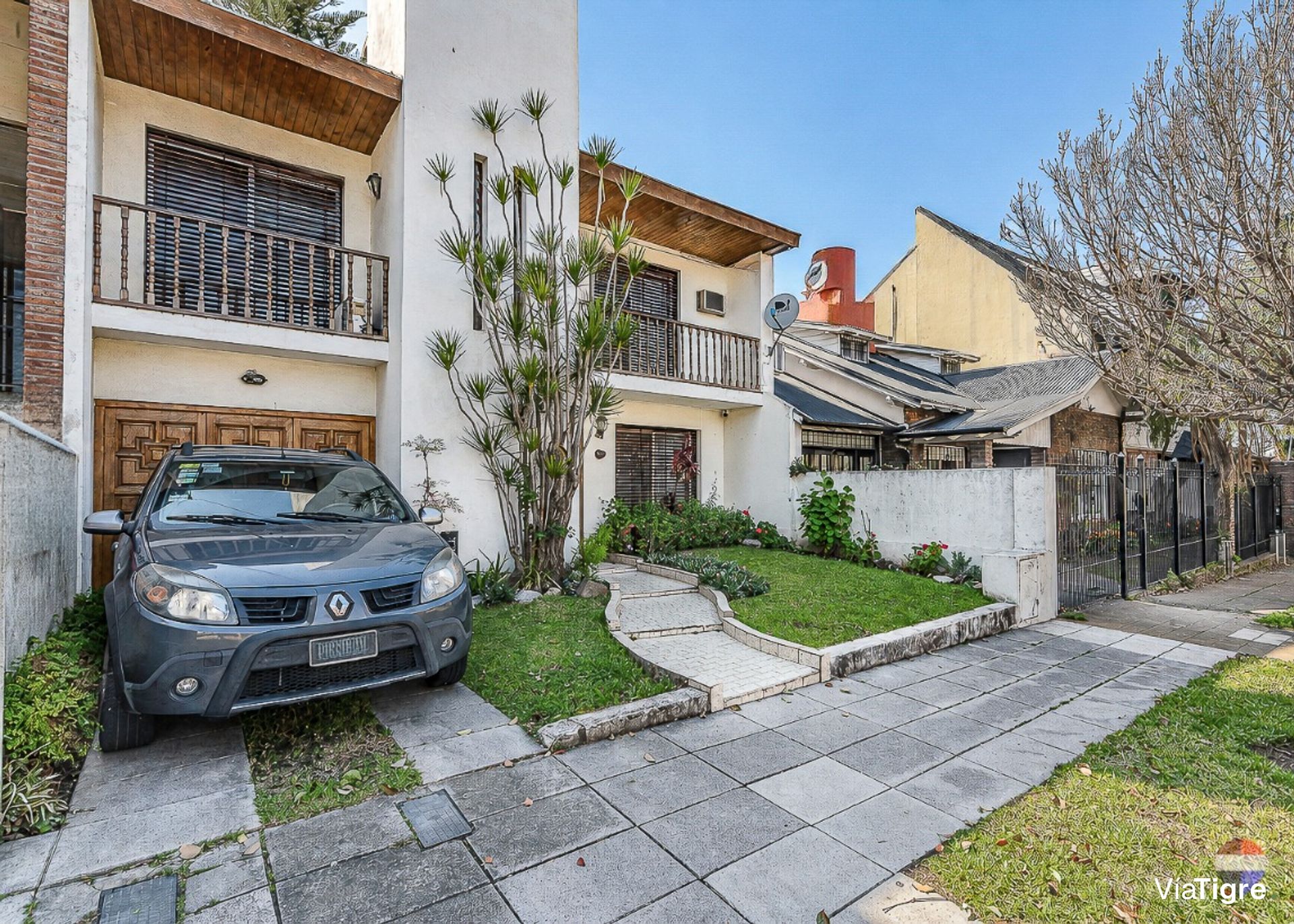 Casa 2 Plantas Parque Quincho Parrilla Cocheras