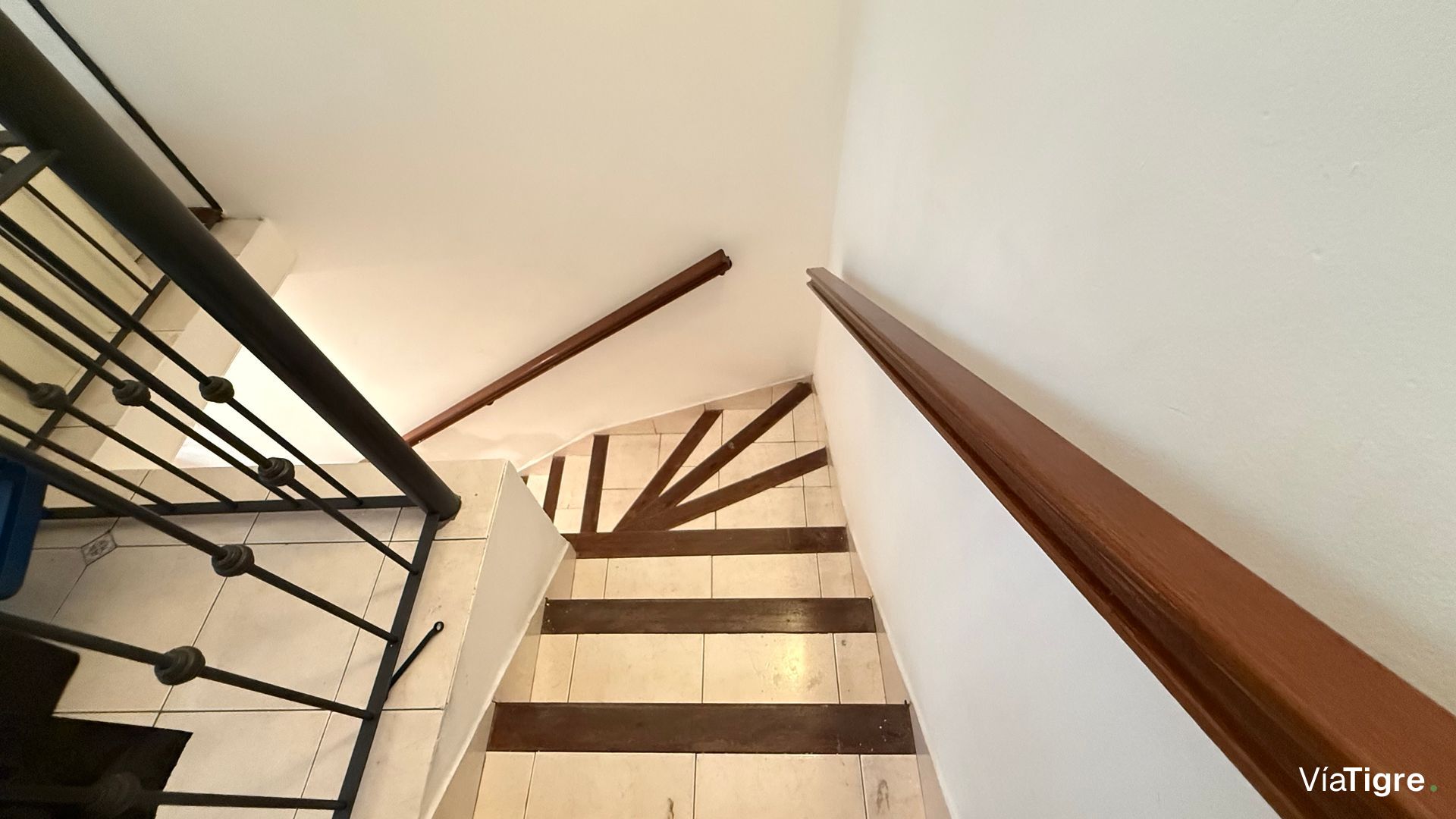 Alquier Olivos PH duplex 3 AMB con garage, patio