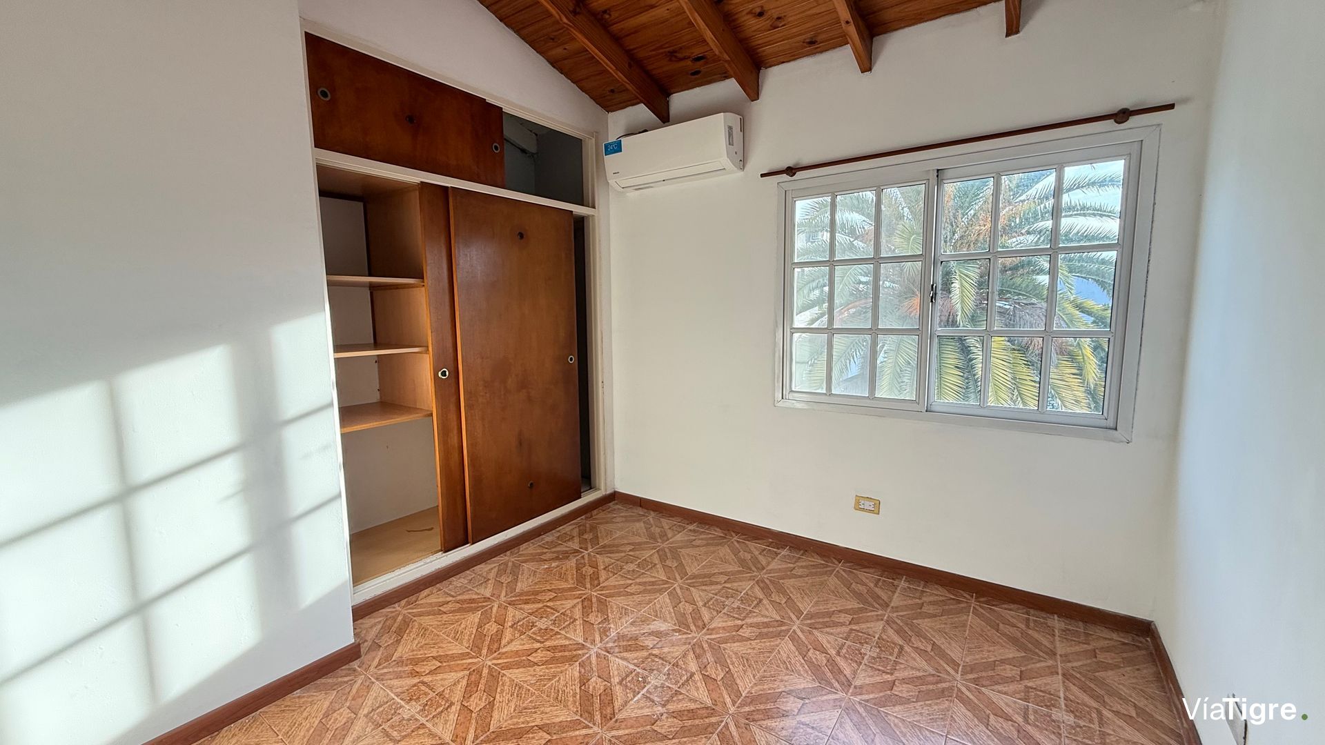Alquier Olivos PH duplex 3 AMB con garage, patio