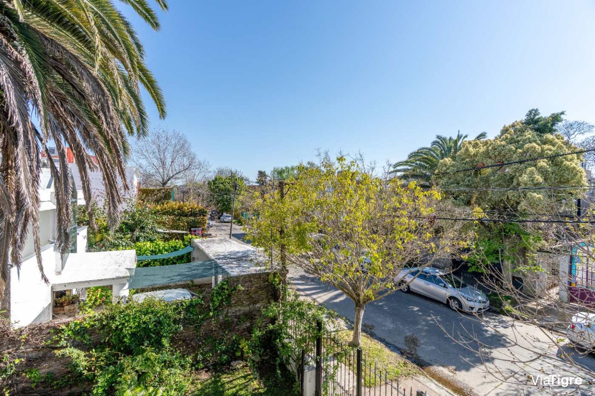 NVO! Lote de 577m2 con casa A Reciclar - Bajo SI