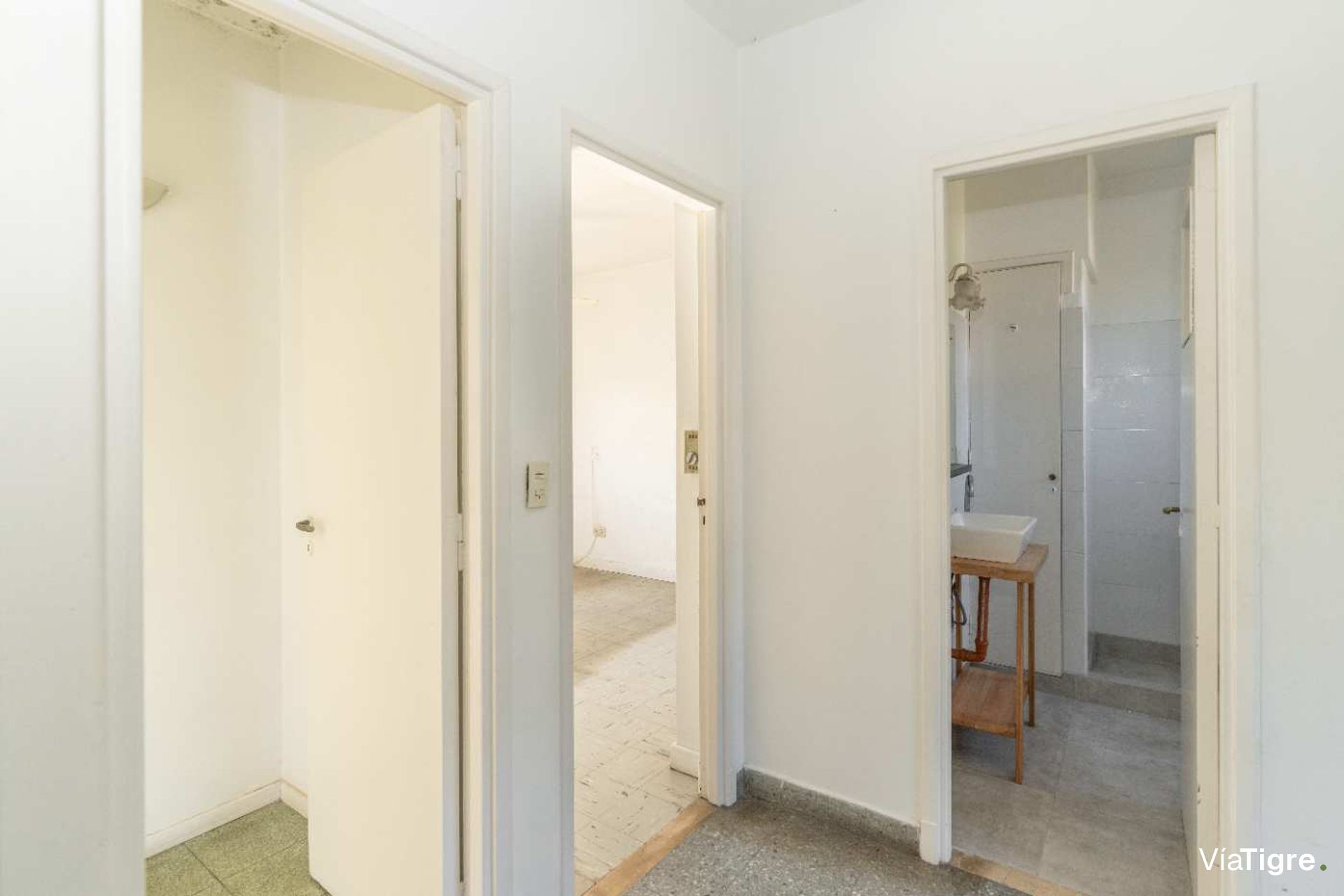 NVO! Lote de 577m2 con casa A Reciclar - Bajo SI