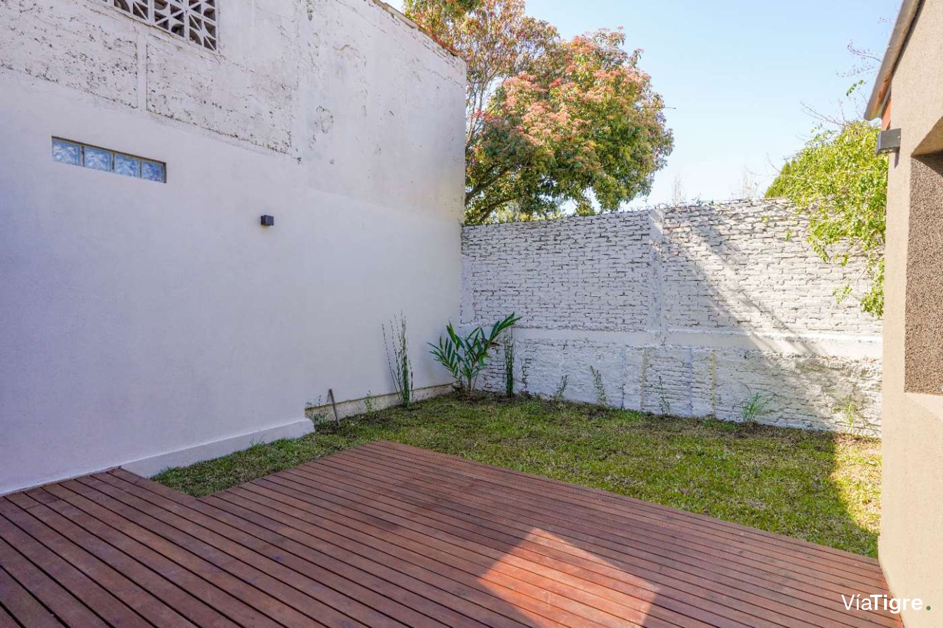 NVO! Casa A estrenar 2/3 dorm en el Bajo de SI