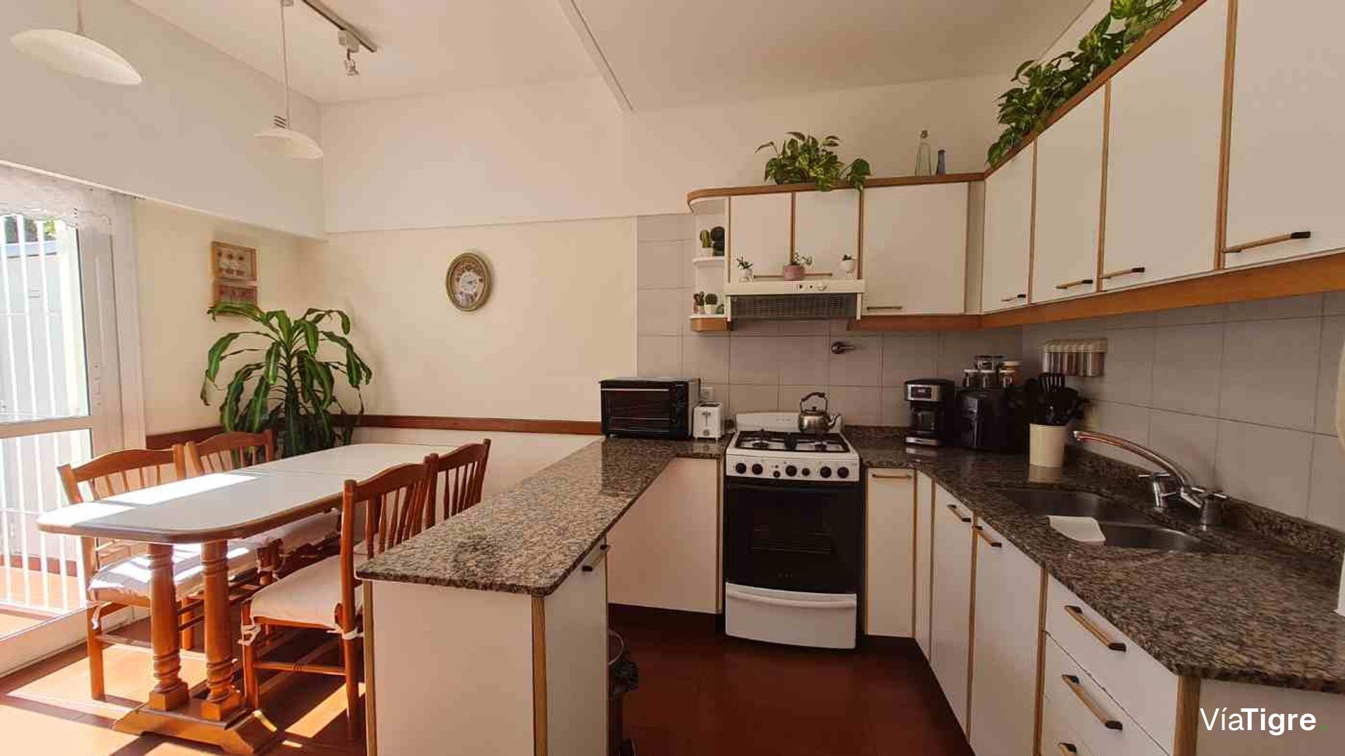 Venta Triplex 6 Amb, Jardin, Florida Vicente Lopez