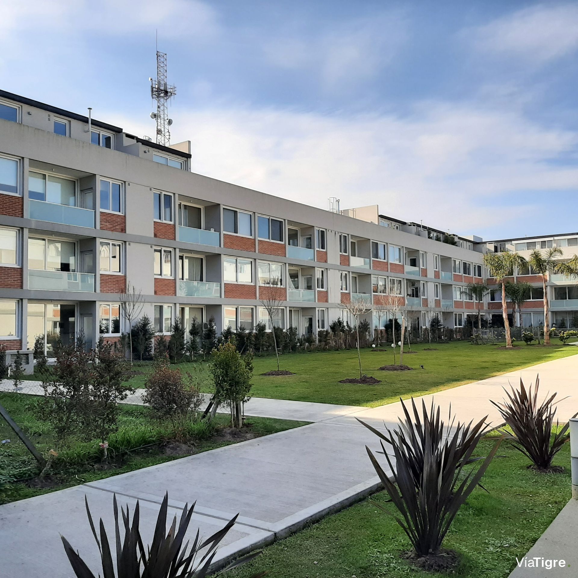 Venta Departamento Tigre 2Amb C/ Jardin Amoblado