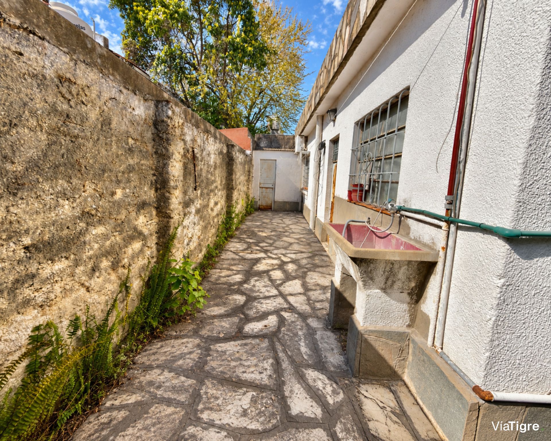 Casa Con Lote Propio Y Potencial De Proyecto
