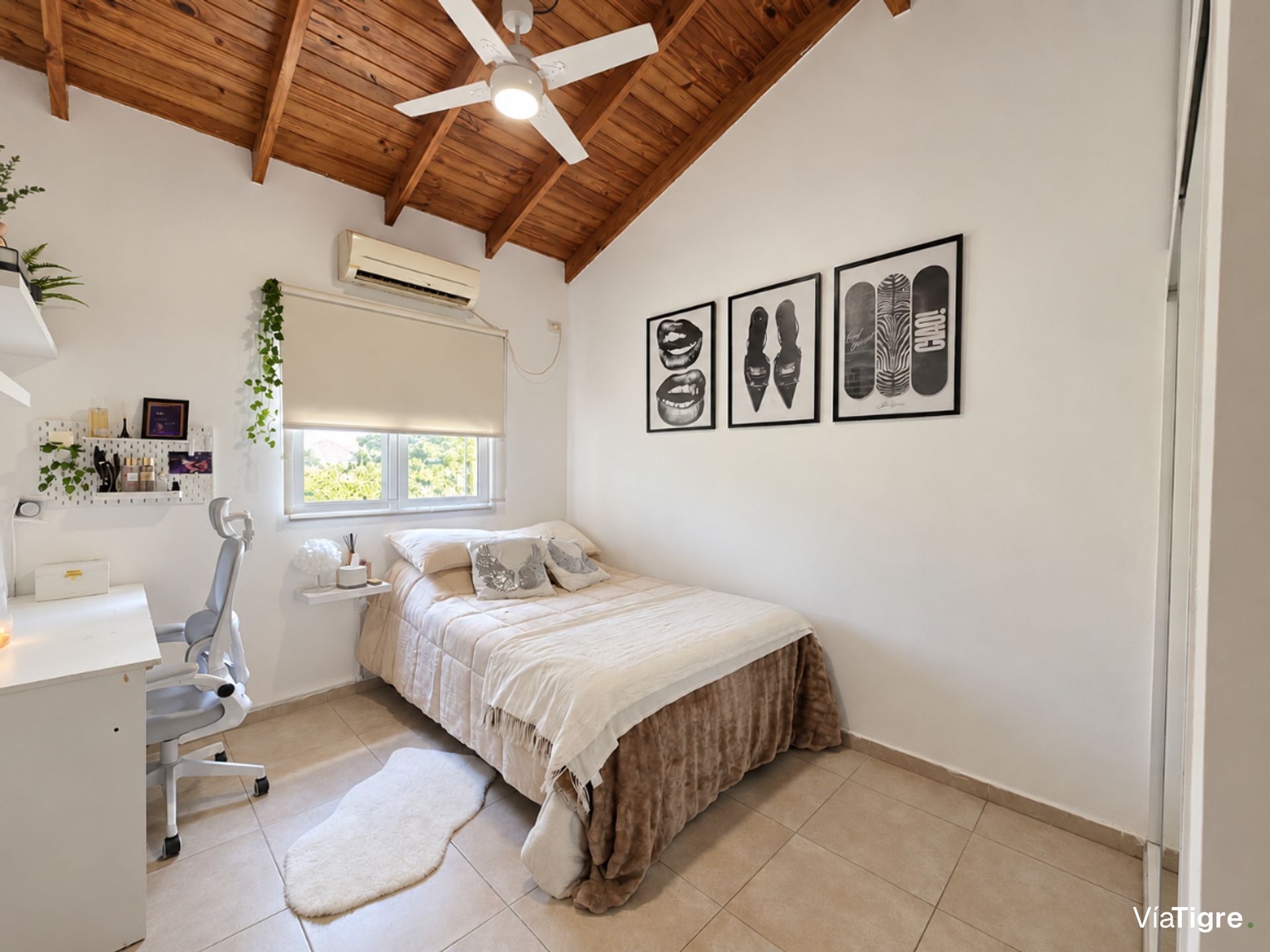 Venta Casa 4 Amb. Jardín Y Pileta-Altos De Pacheco