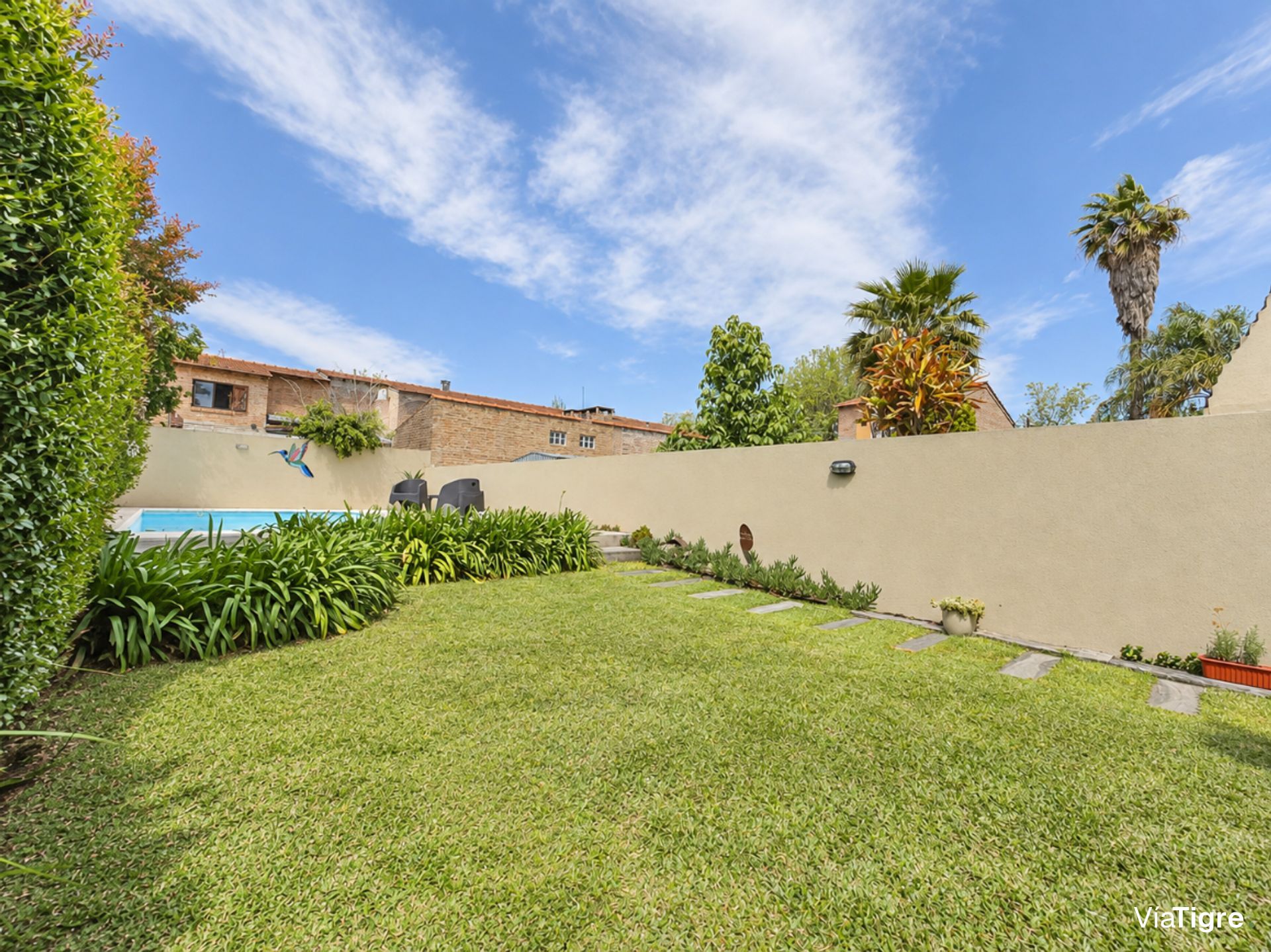 Venta Casa 4 Amb. Jardín Y Pileta-Altos De Pacheco
