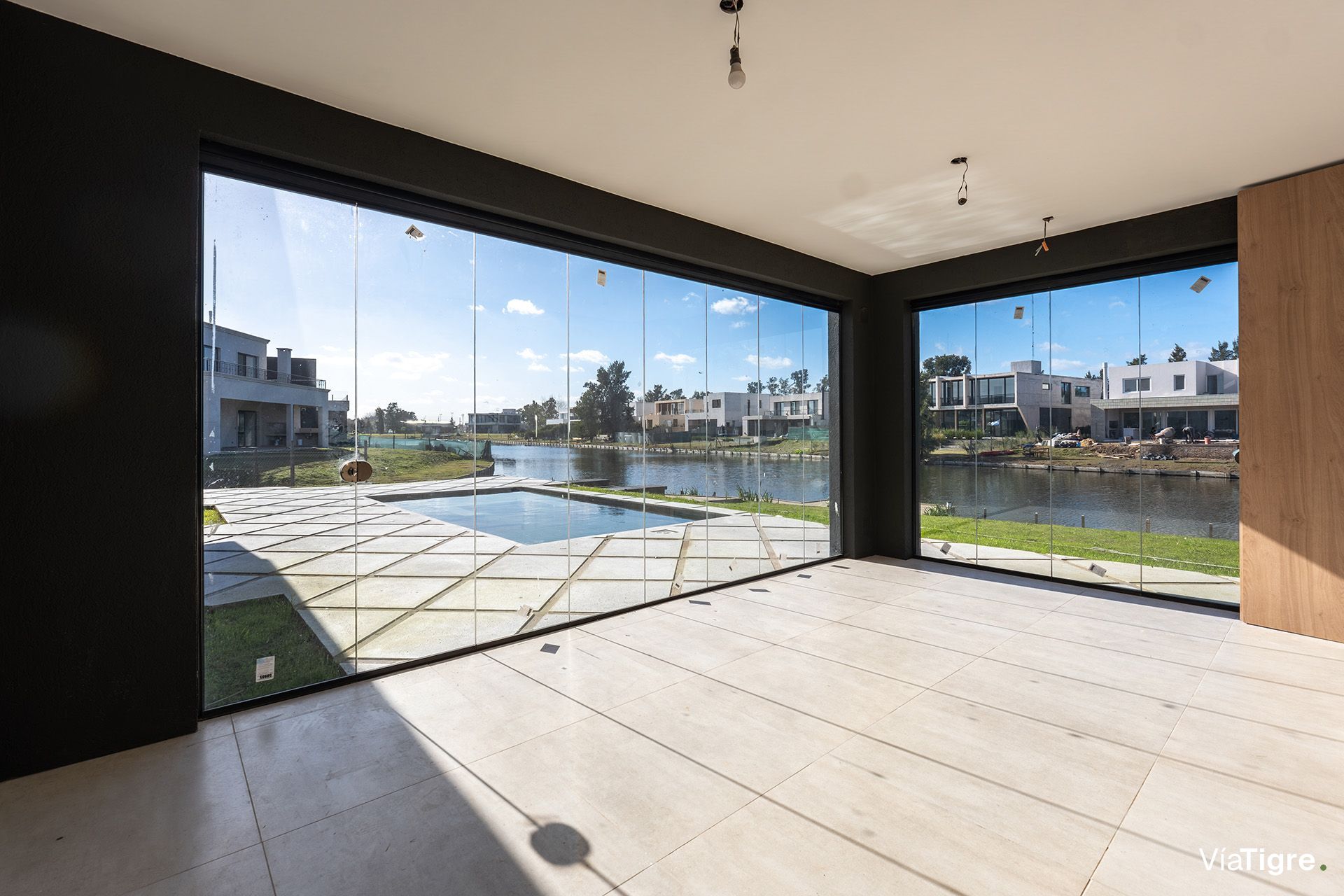 Magnífica casa a laguna en Laguna Grande 4 suites