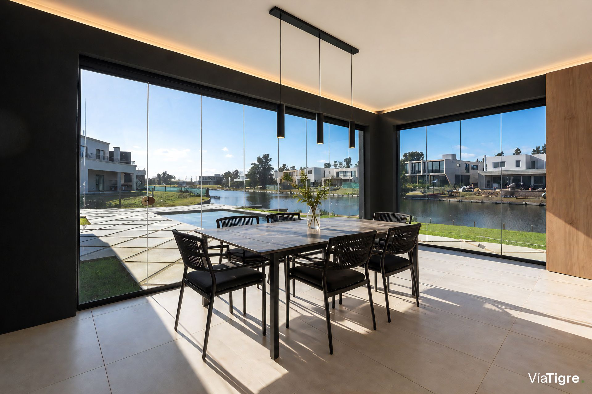Magnífica casa a laguna en Laguna Grande 4 suites