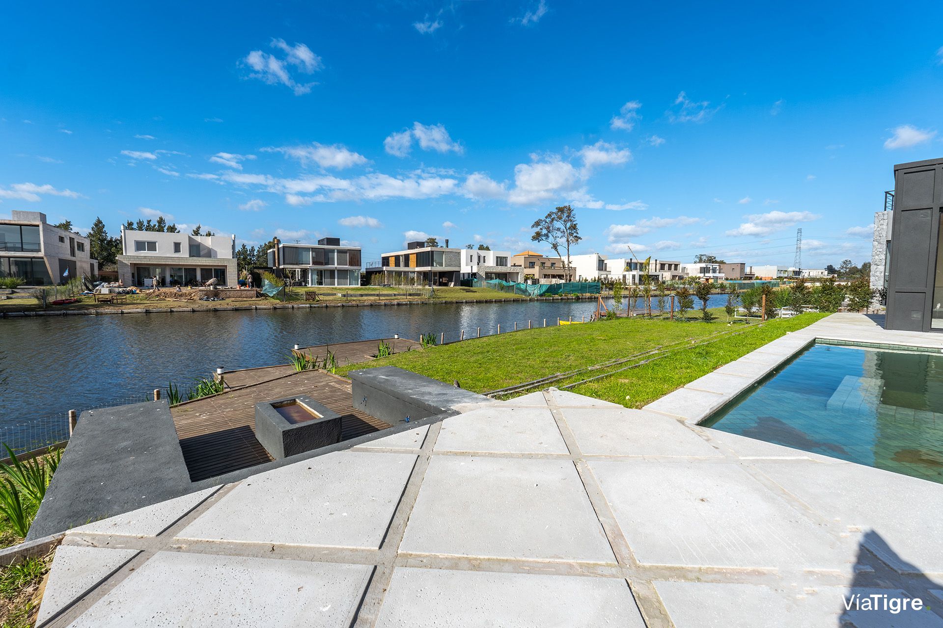 Magnífica casa a laguna en Laguna Grande 4 suites