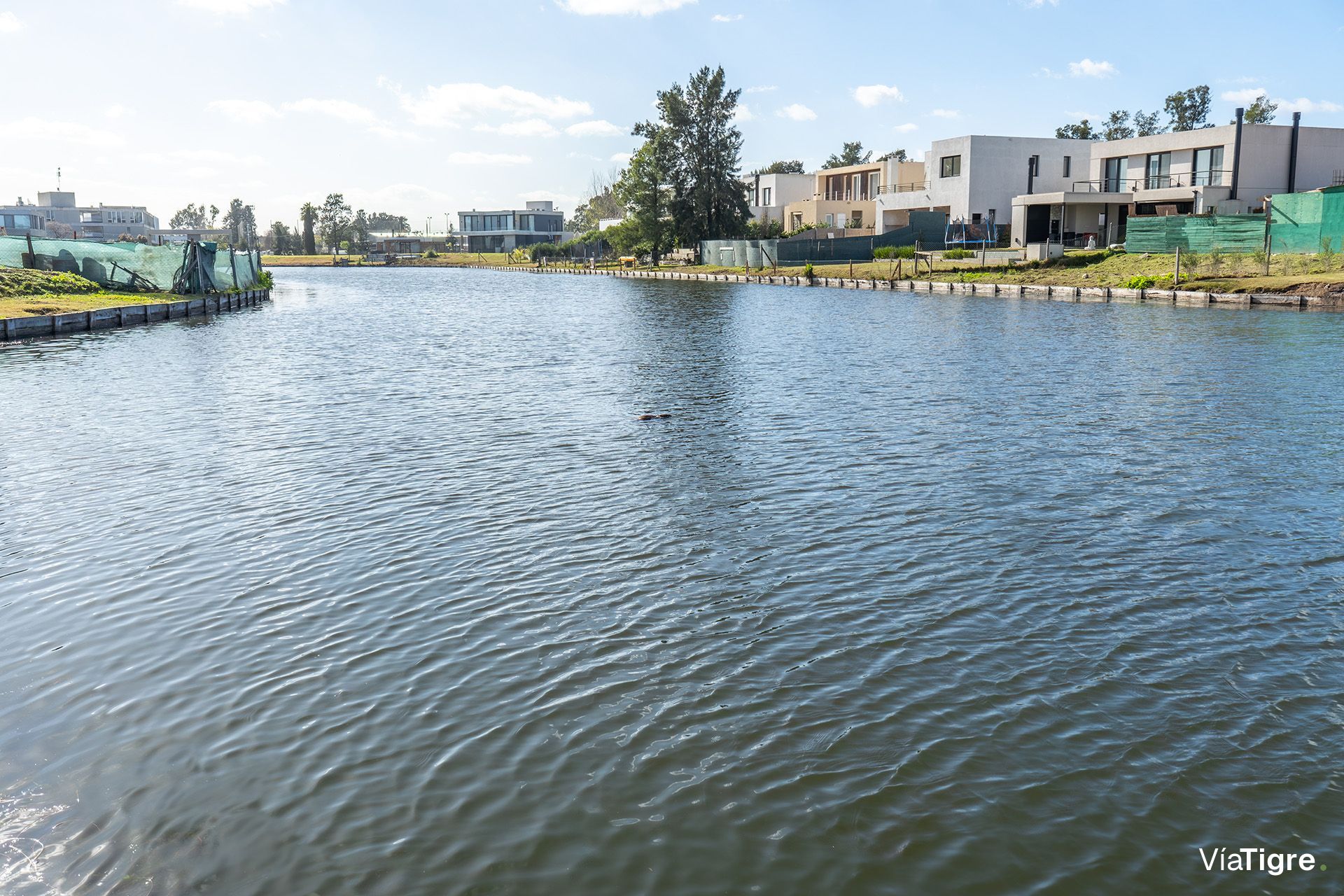 Magnífica casa a laguna en Laguna Grande 4 suites