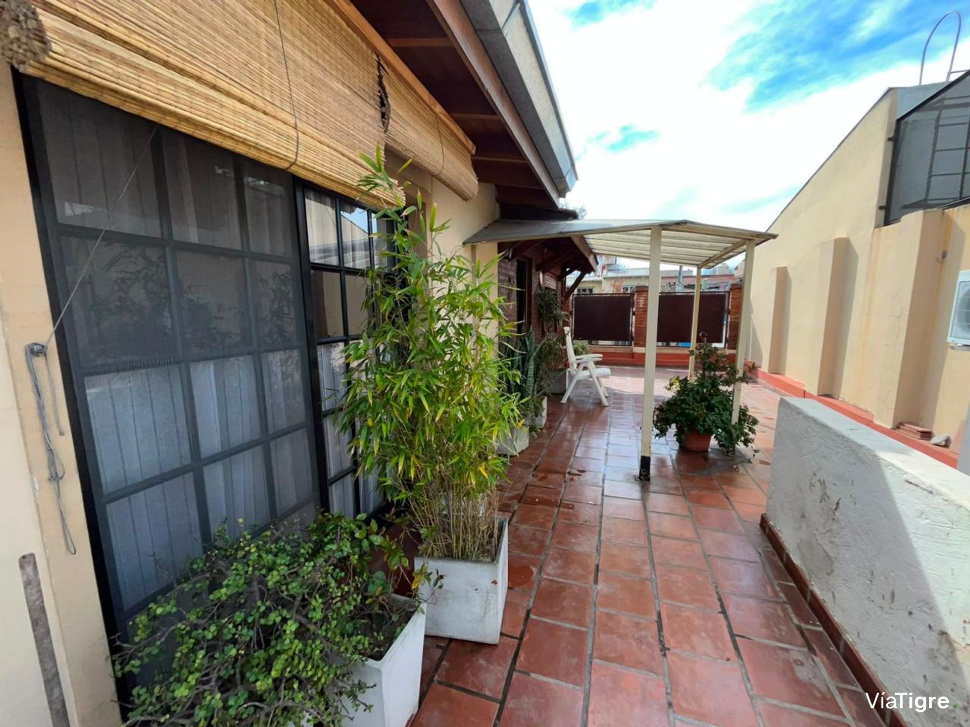 Casa con jardín