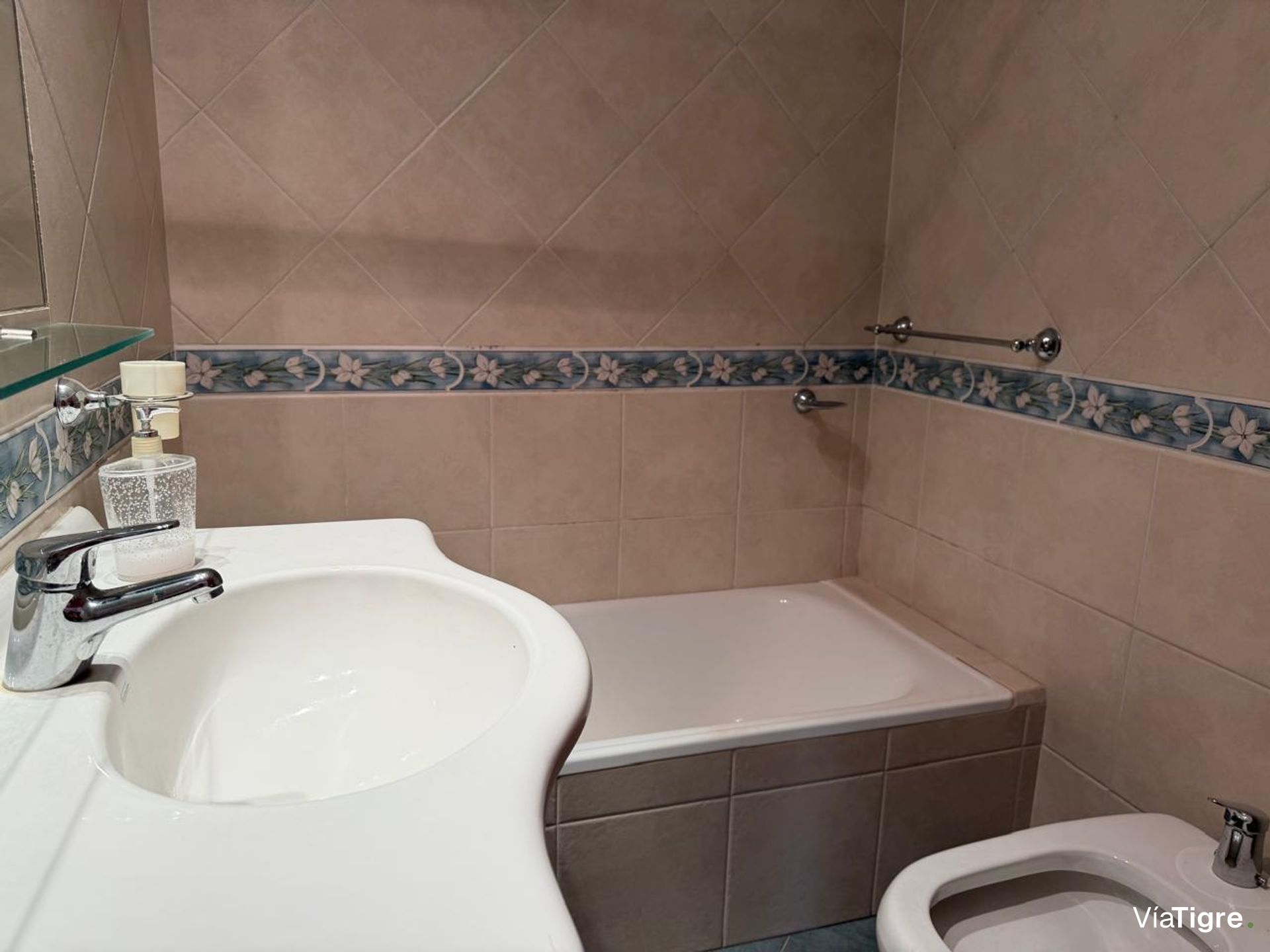 Departamento 4 ambientes en alquiler en Acassuso