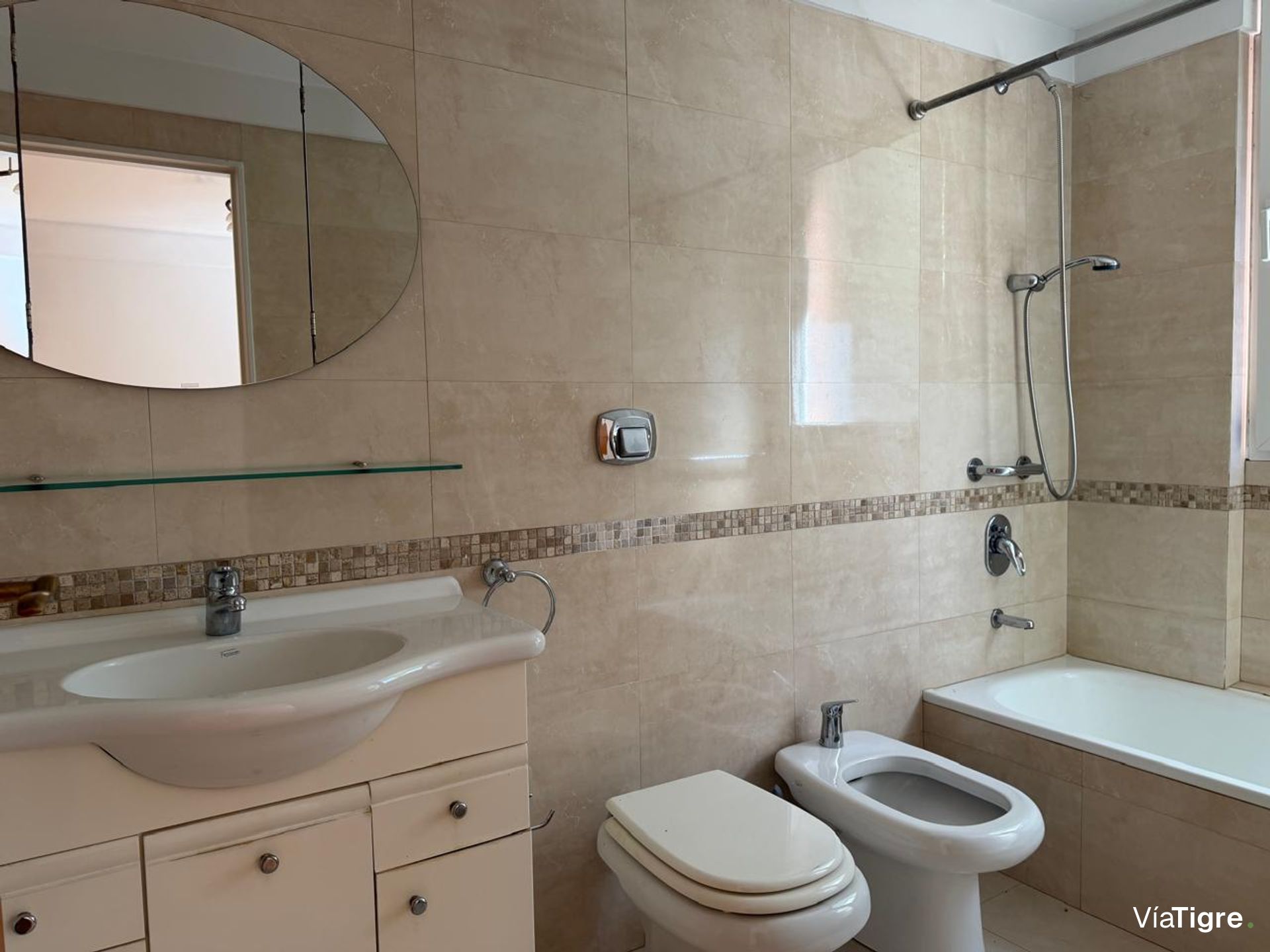 Departamento 4 ambientes en alquiler en Acassuso