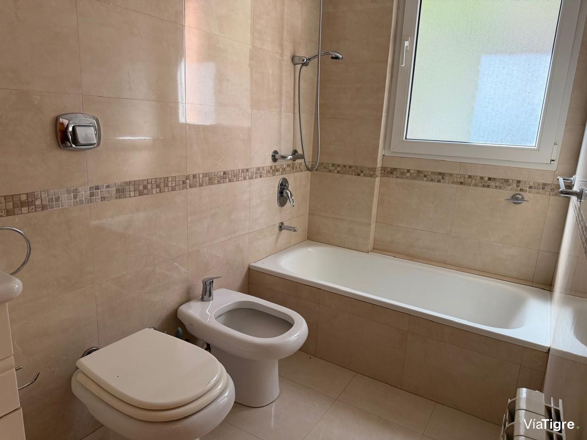 Departamento 4 ambientes en alquiler en Acassuso