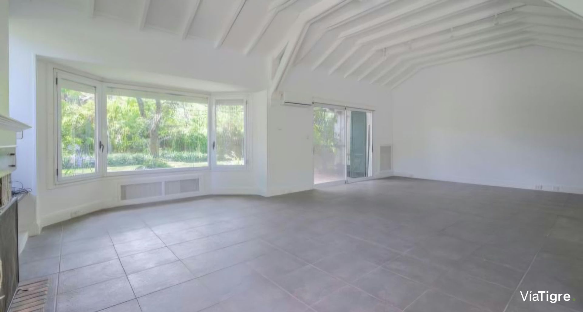 Venta Casa C/ Amplio Jardin B/Santa Rita, S.isidr0